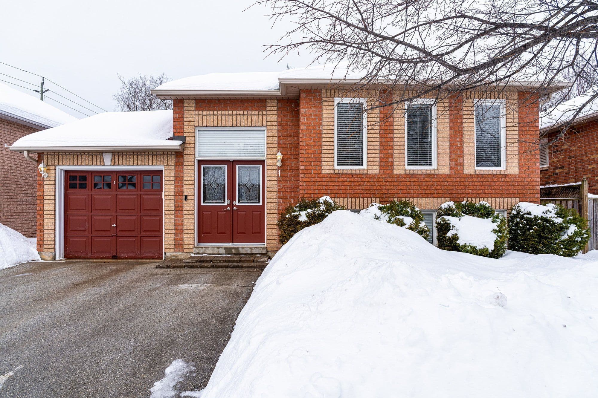 1 Telfer Road, Collingwood, ON L9Y 5H5