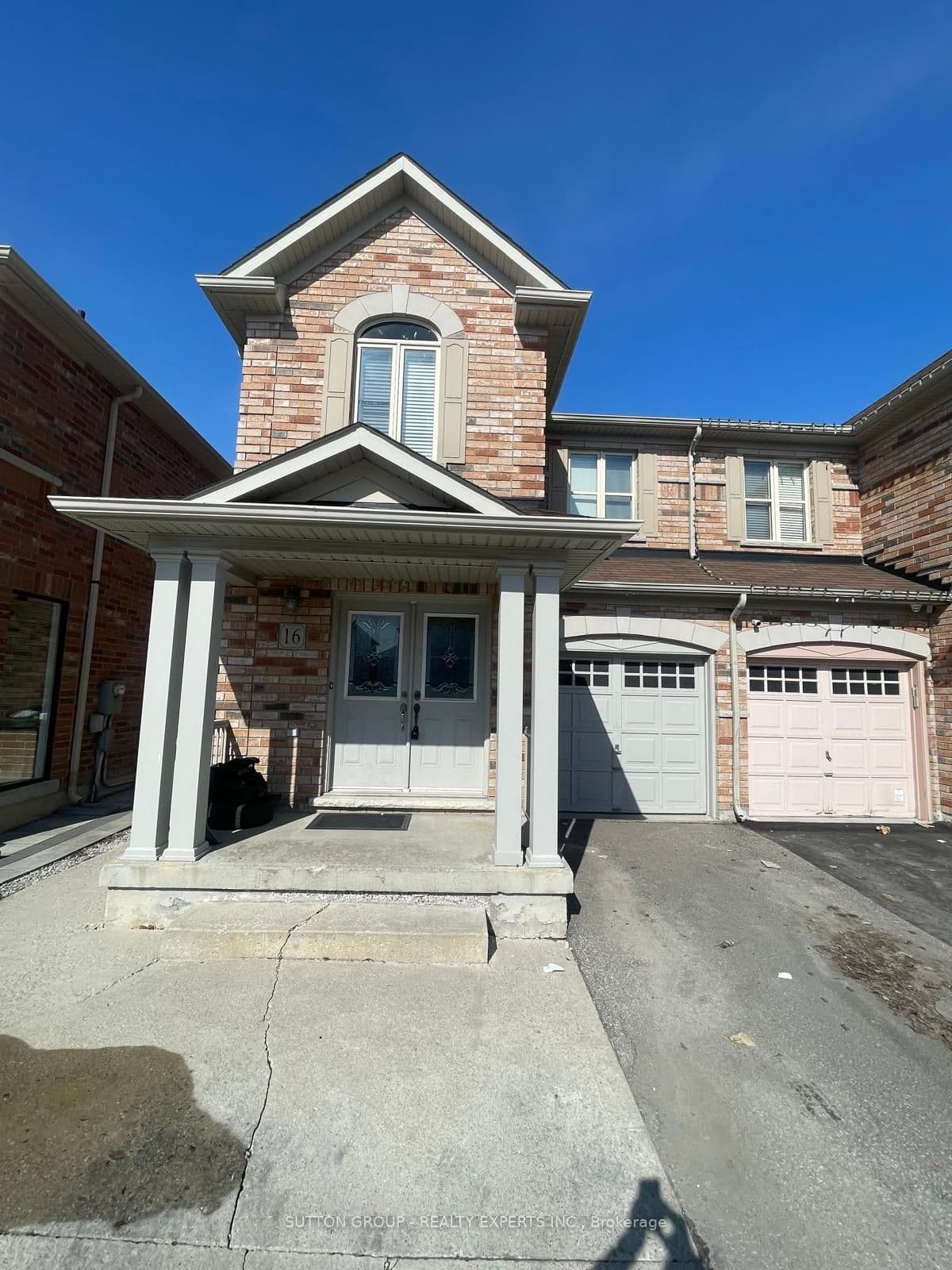 16 Freedom Oaks Trail, Brampton, ON L6P 0B5