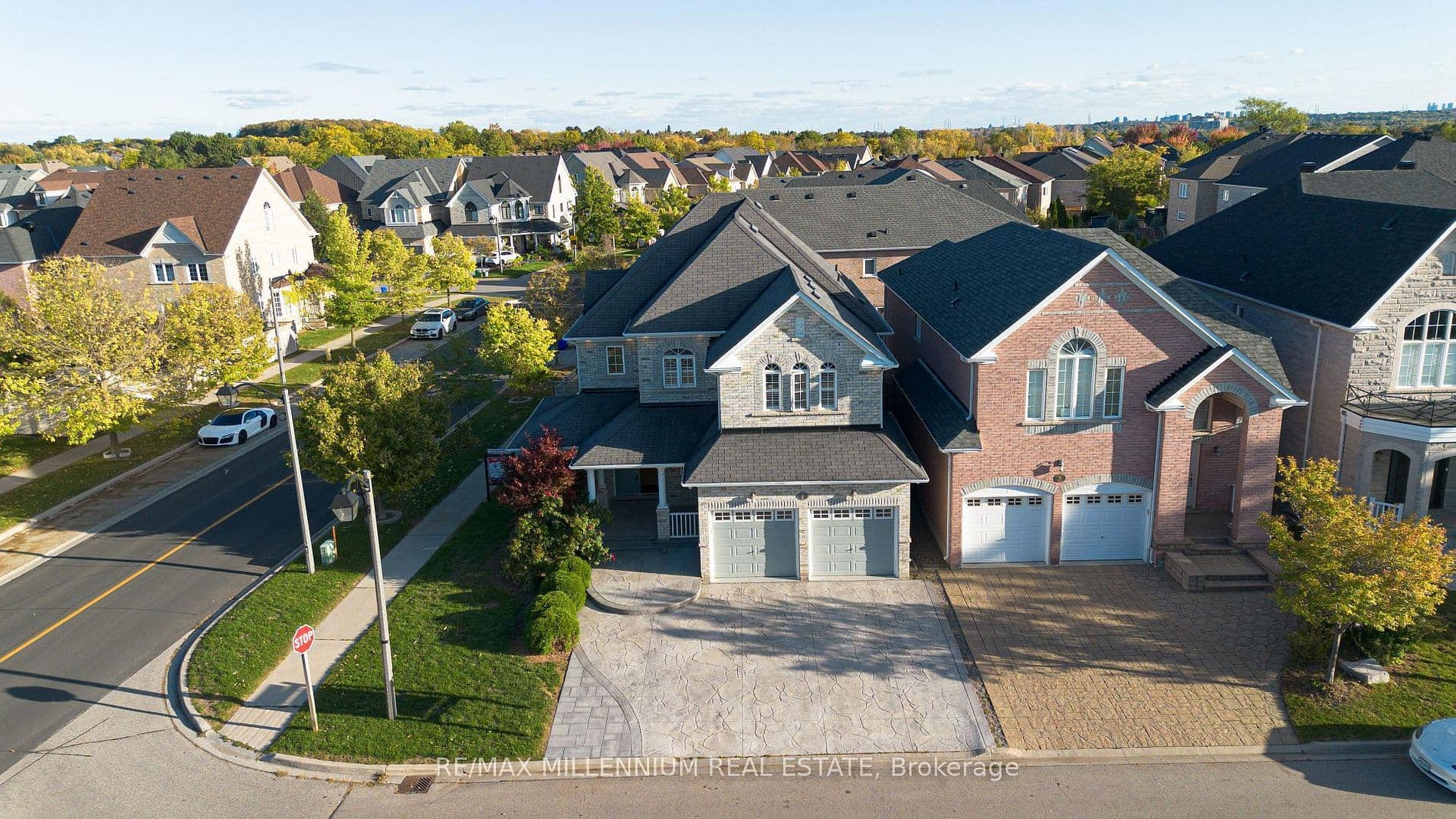 1 Bracknell Avenue, Markham, ON L6C 0B2