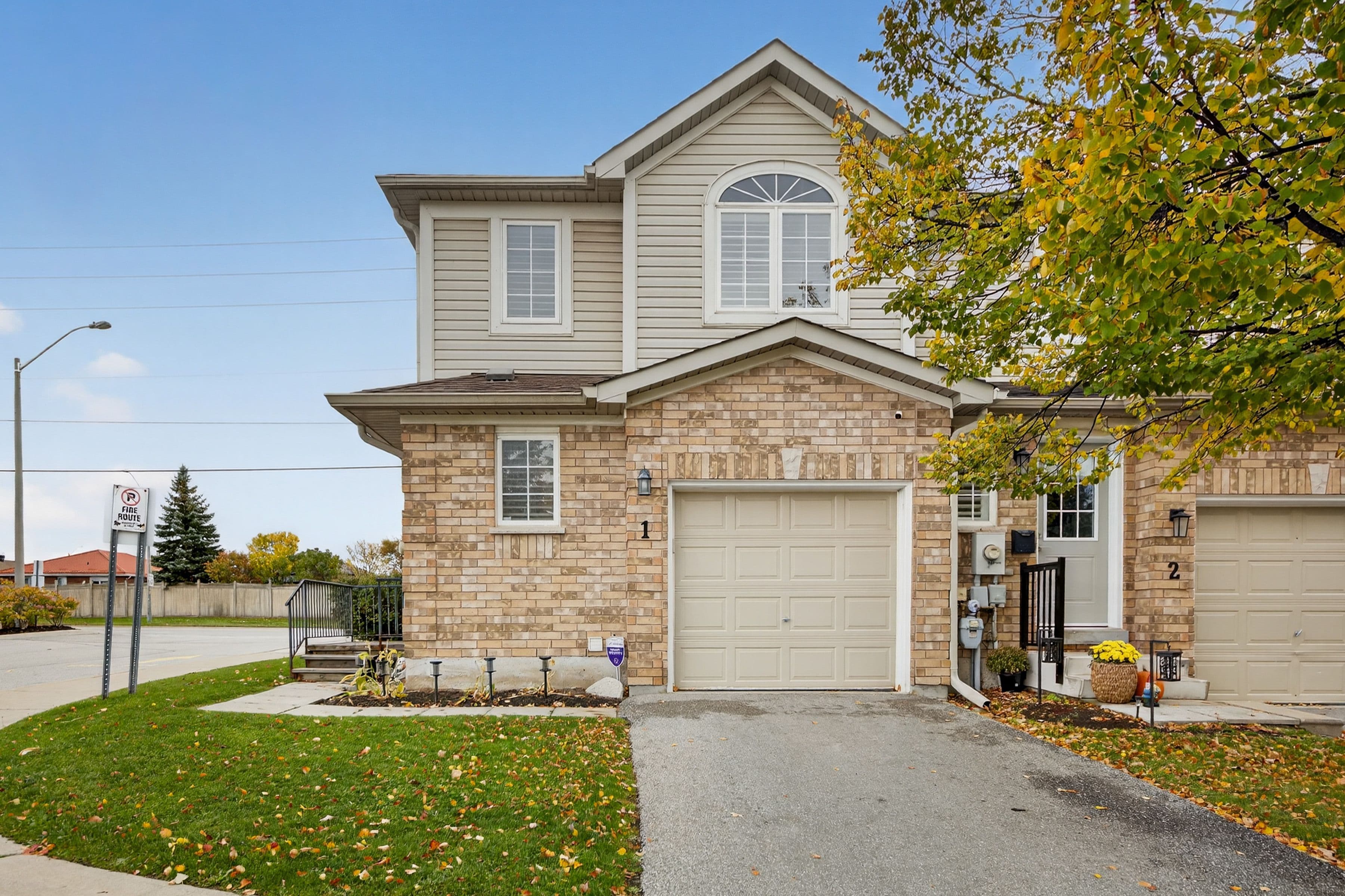 430 Mapleview Drive E 1, Barrie, ON L4N 0H4