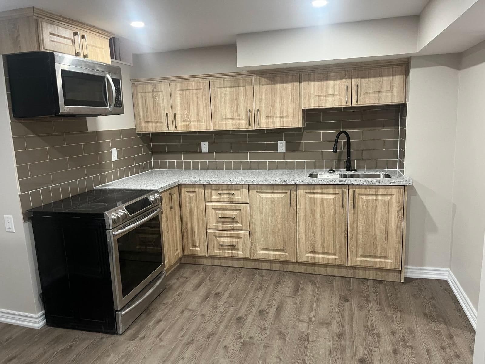 1112 Maple Gate Road, Pickering, ON L1X 1B8