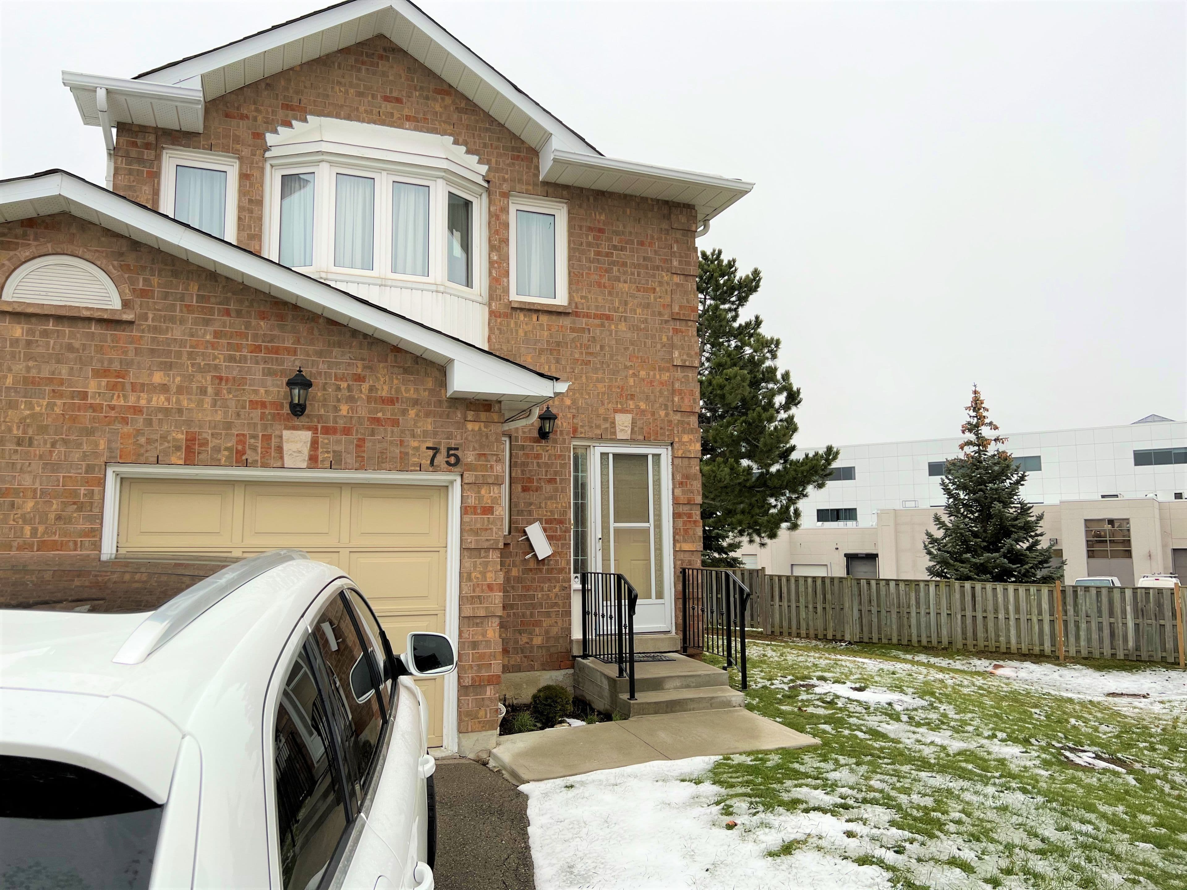 1484 Torrington Drive 75, Mississauga, ON L5V 1Y2