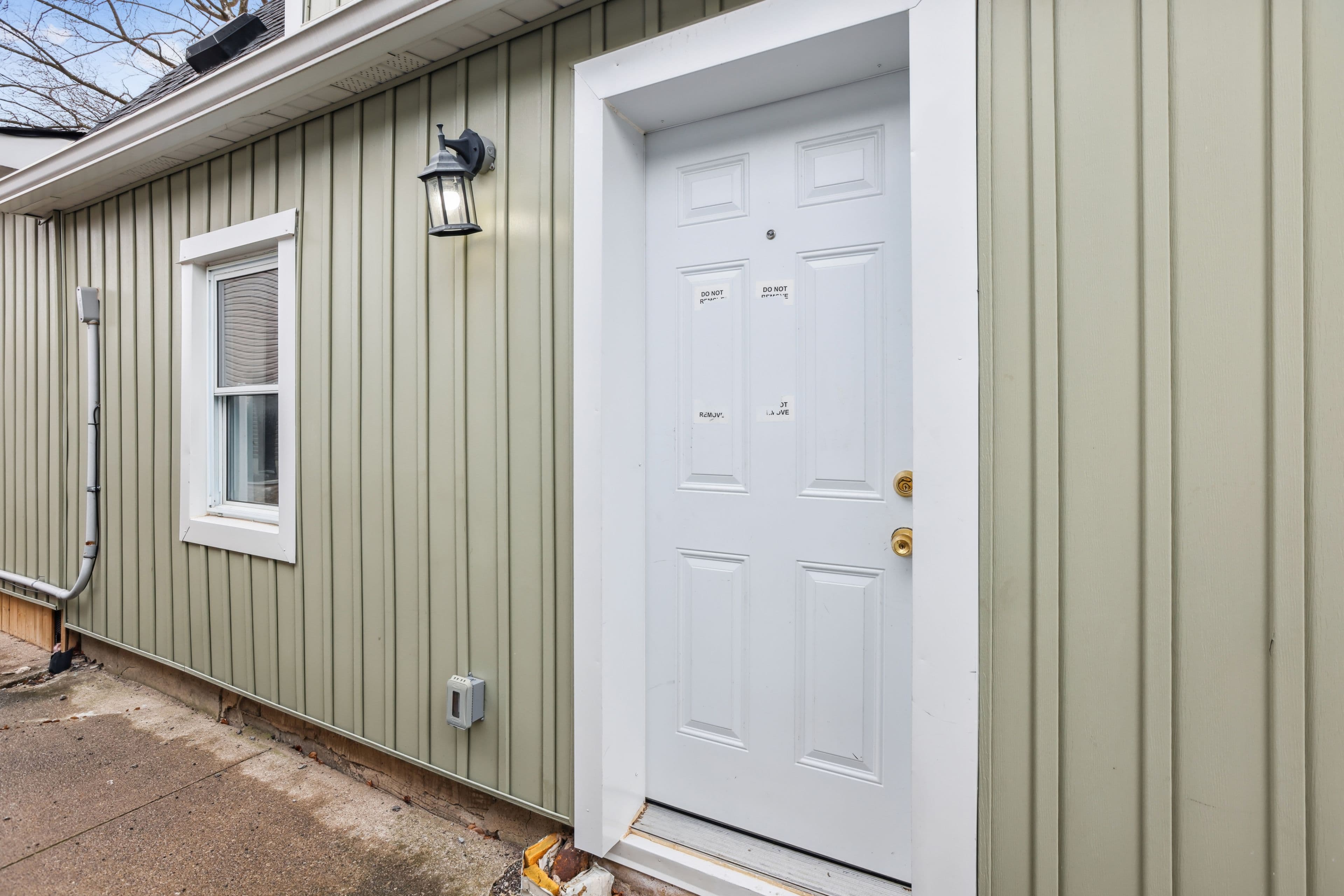 19 Bailey Street 2, St. Catharines, ON L2S 1J3