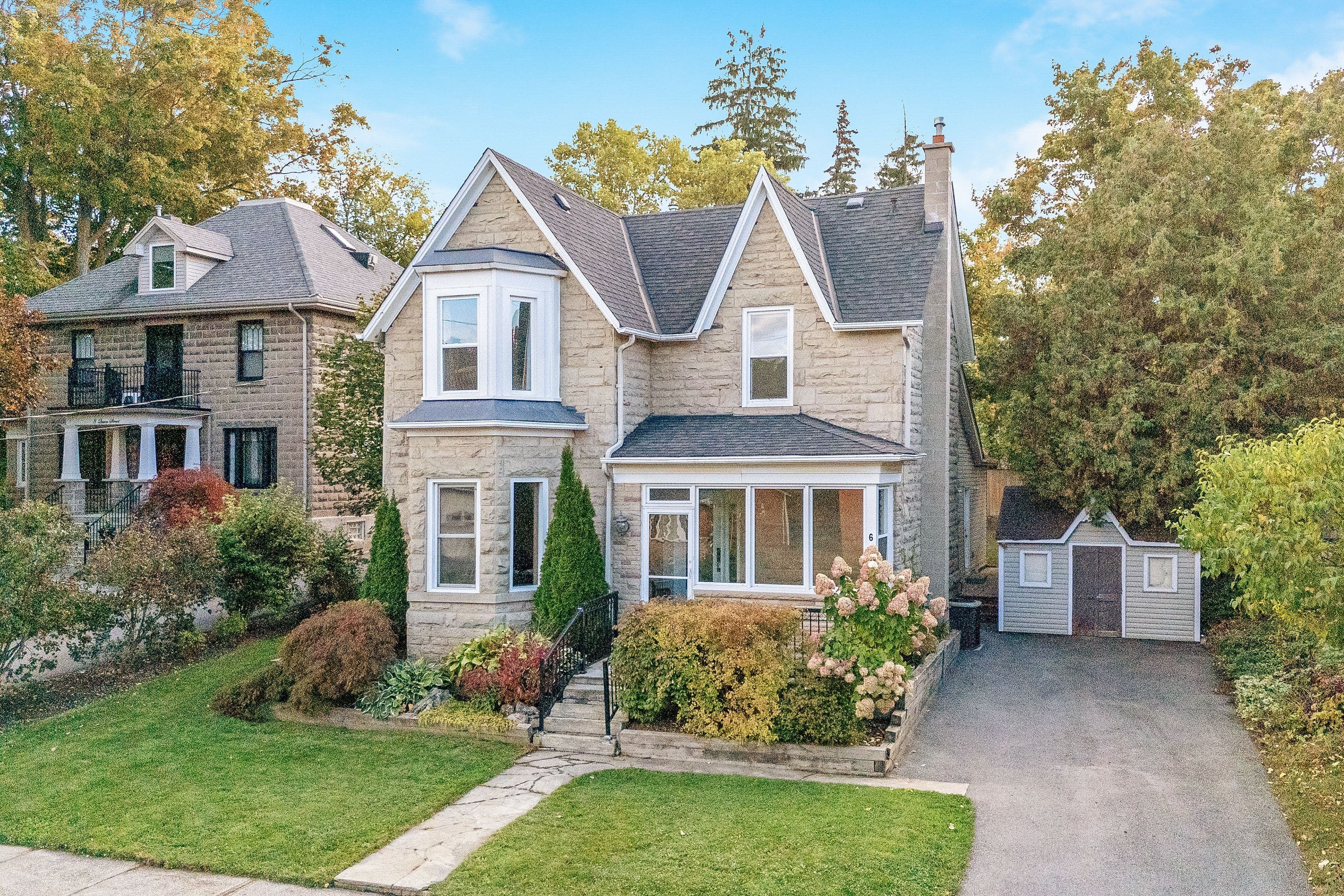 6 Queen Street, Halton Hills, ON L7G 2E4