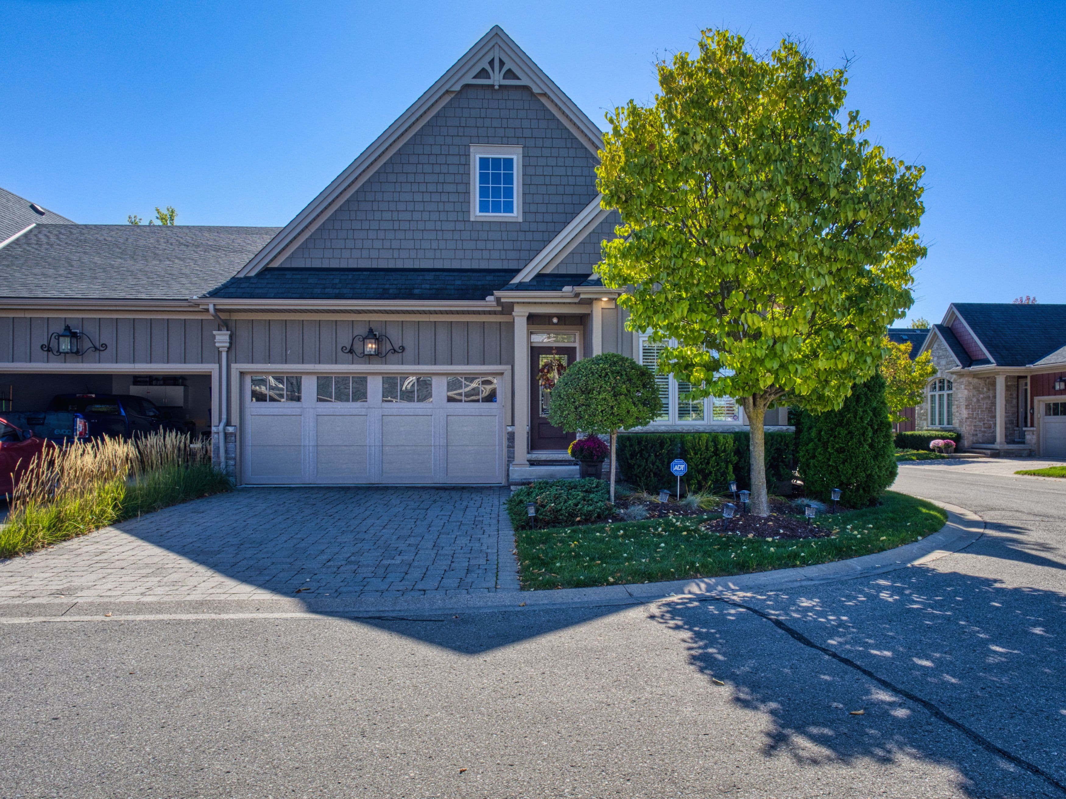 215 Vansickle Road 15, St. Catharines, ON L2S 0E3