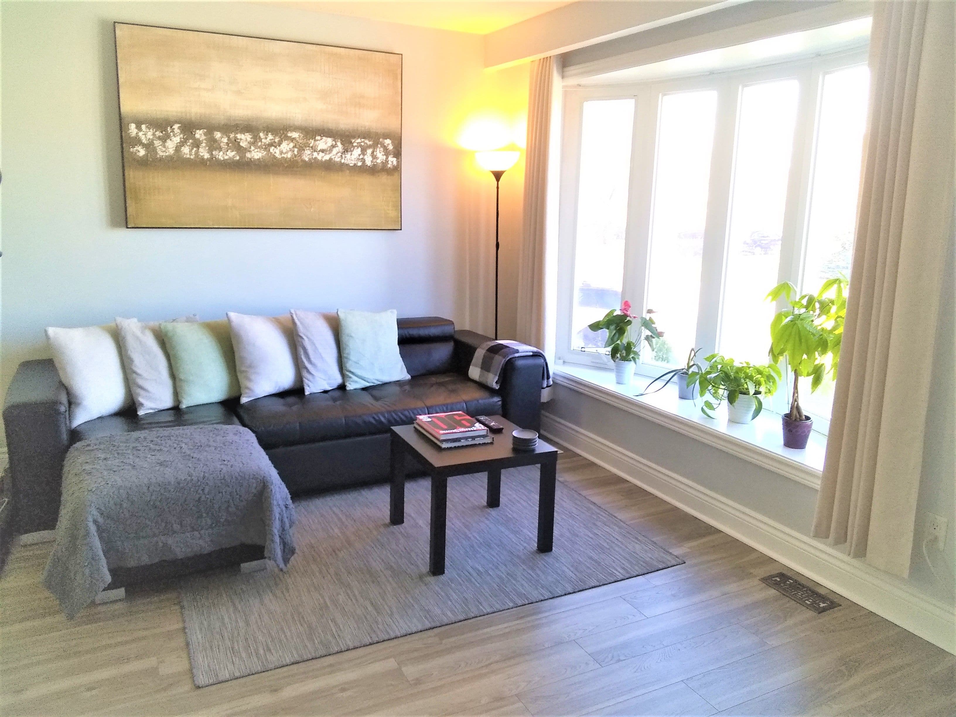 1492 Sandgate Crescent Upper, Mississauga, ON L5J 2E5