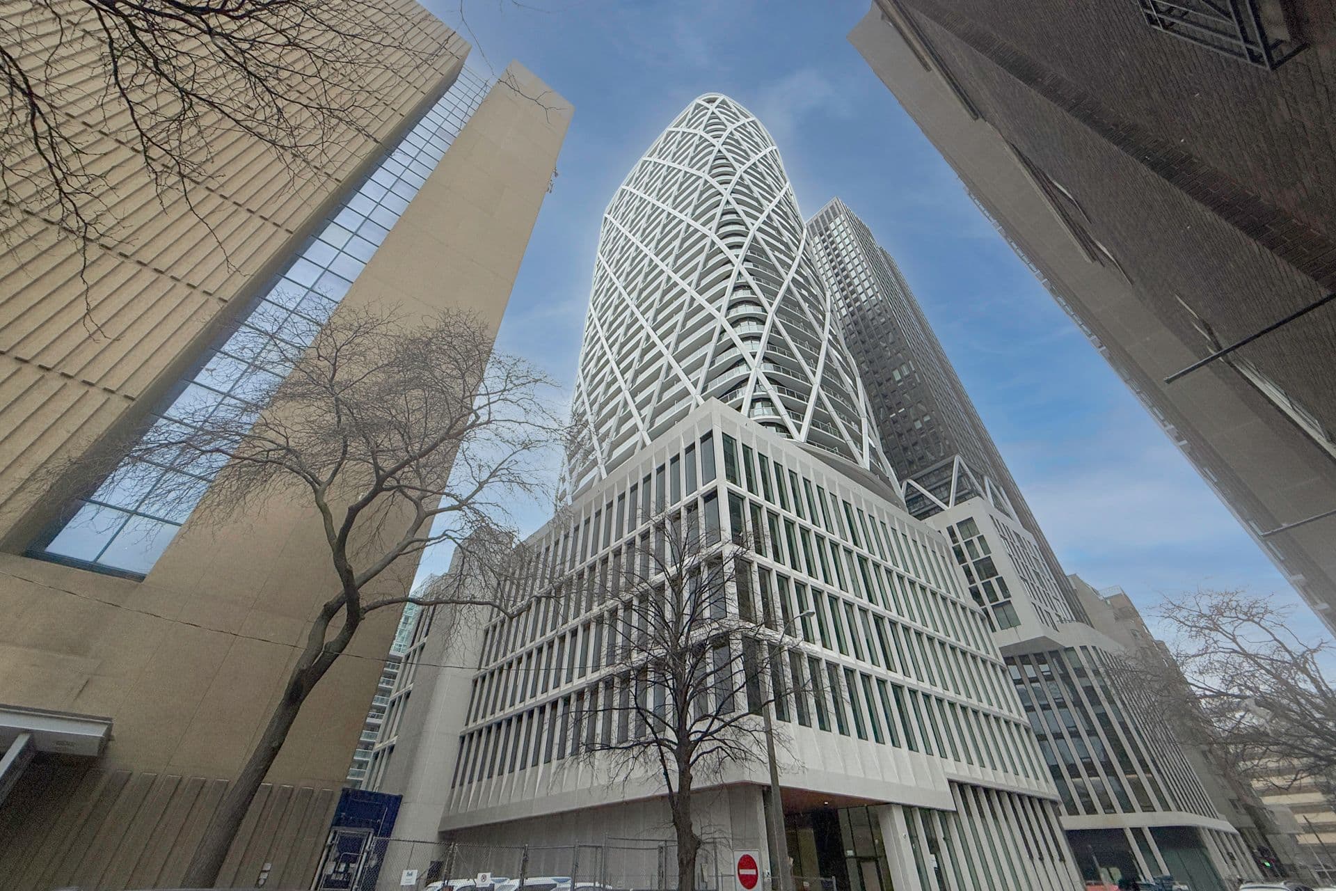 230 simcoe Street 2516, Toronto C01, ON M5T 0G7