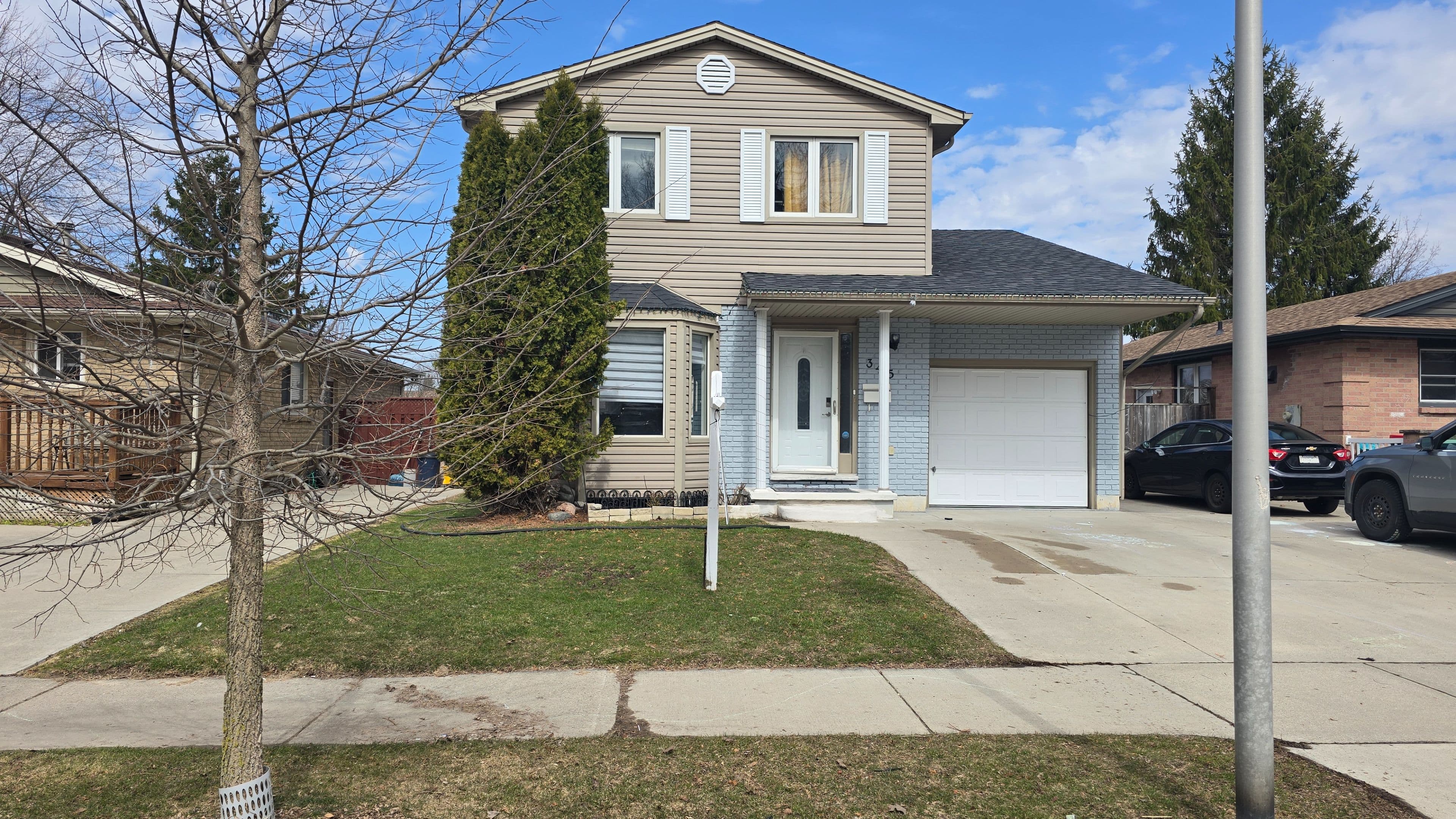 345 Banbury Crescent, London South, ON N5Z 4V1