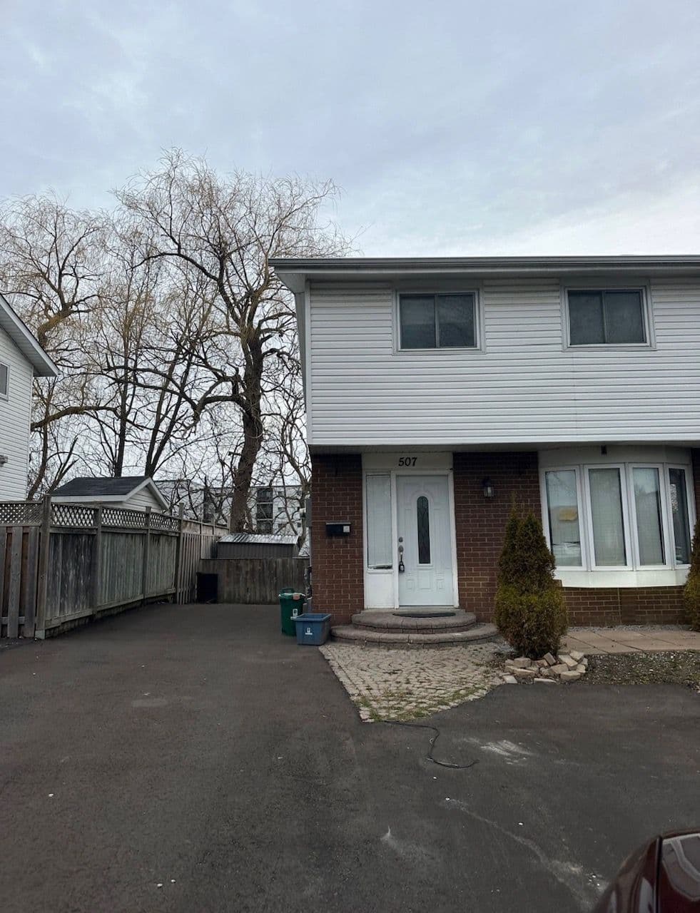 507 Grenfell Street, Oshawa, ON L1J 4W8