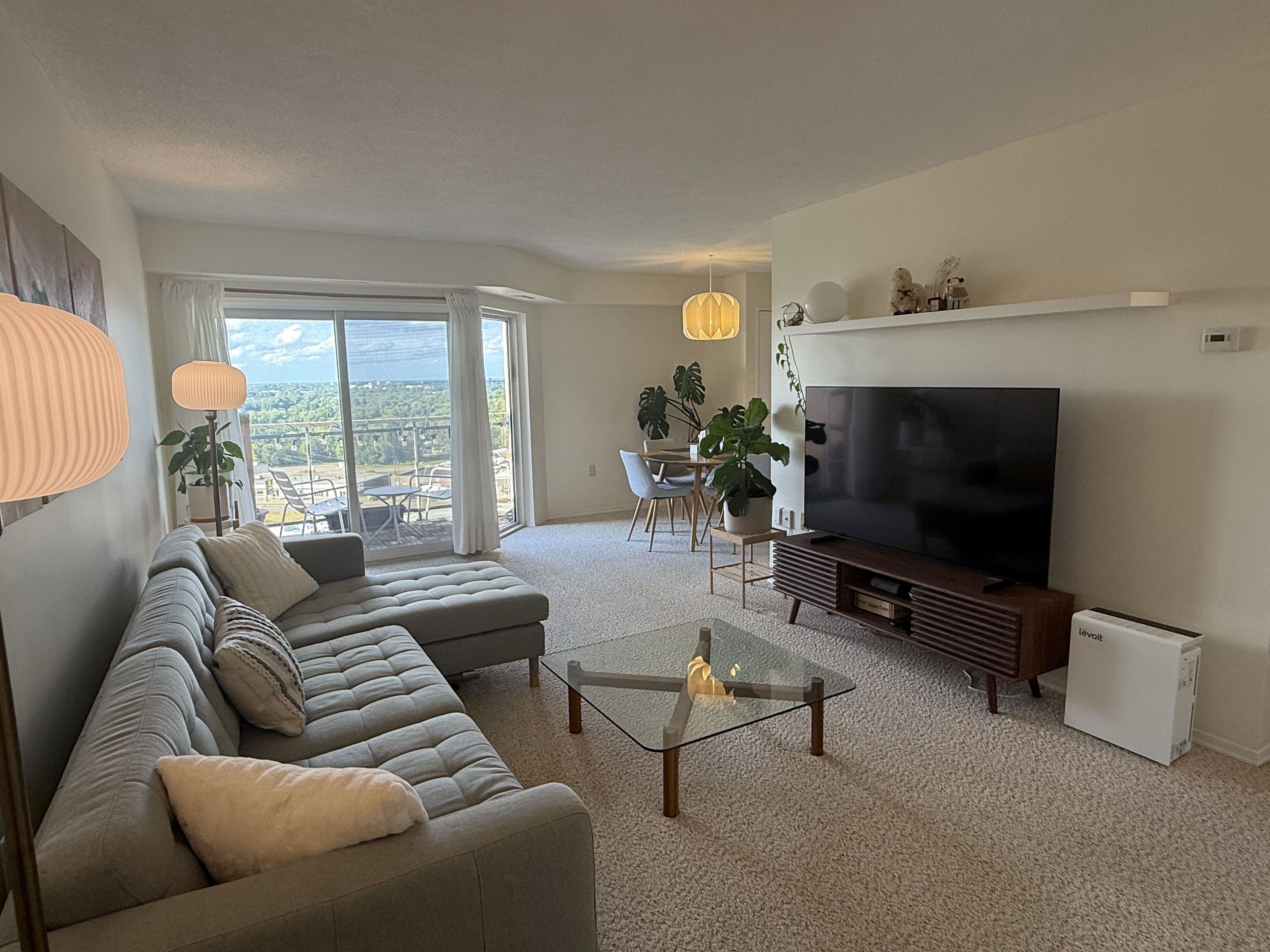 860 Commissioners Road E 1505, London South, ON N6C 5Y8