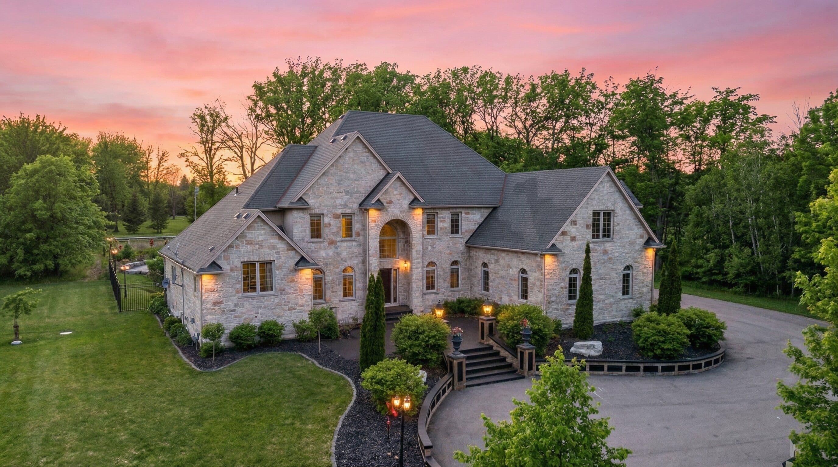 2600 Maple Street, Pelham, ON L0S 1C0