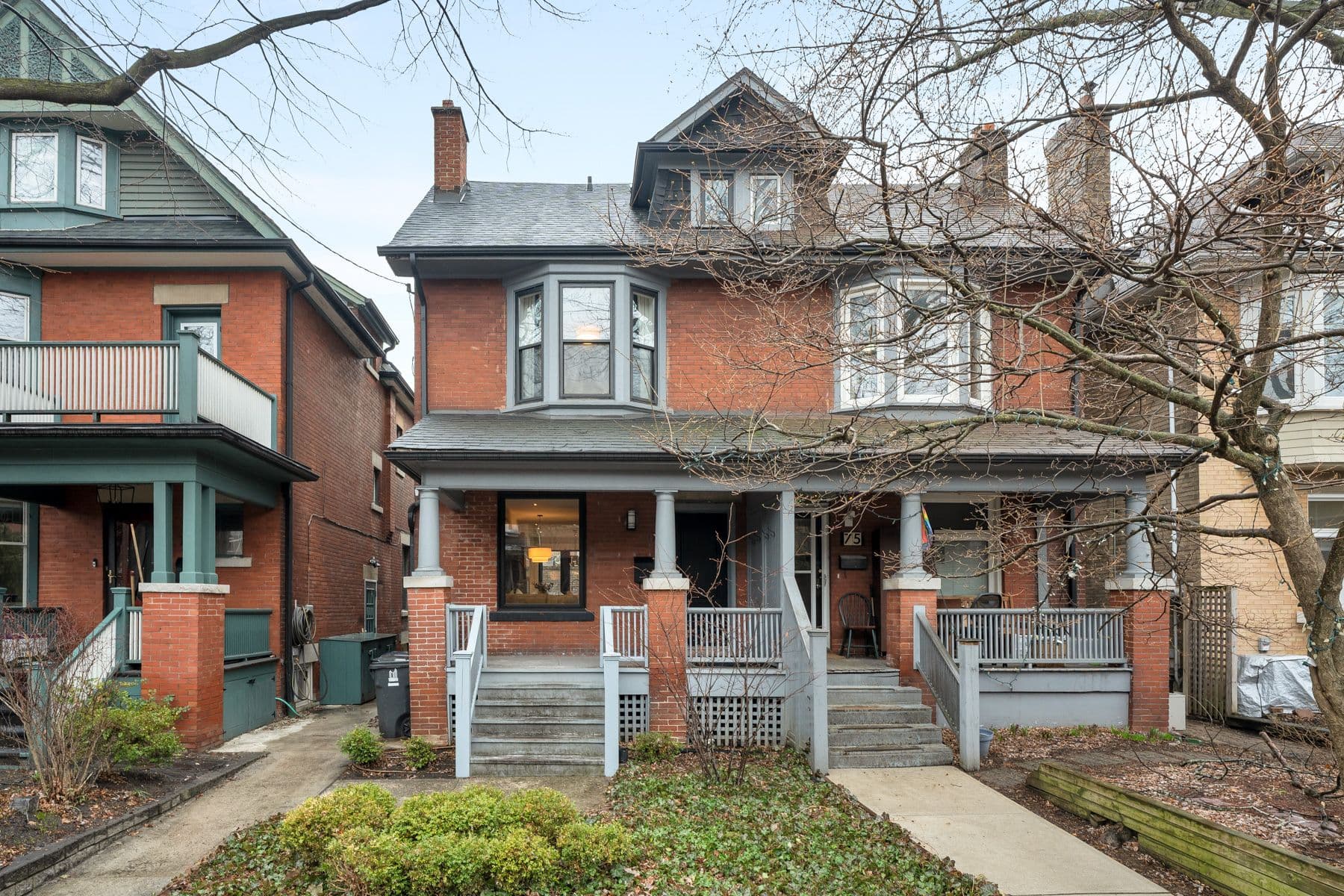 77 Dearbourne Avenue, Toronto E01, ON M4K 1M6