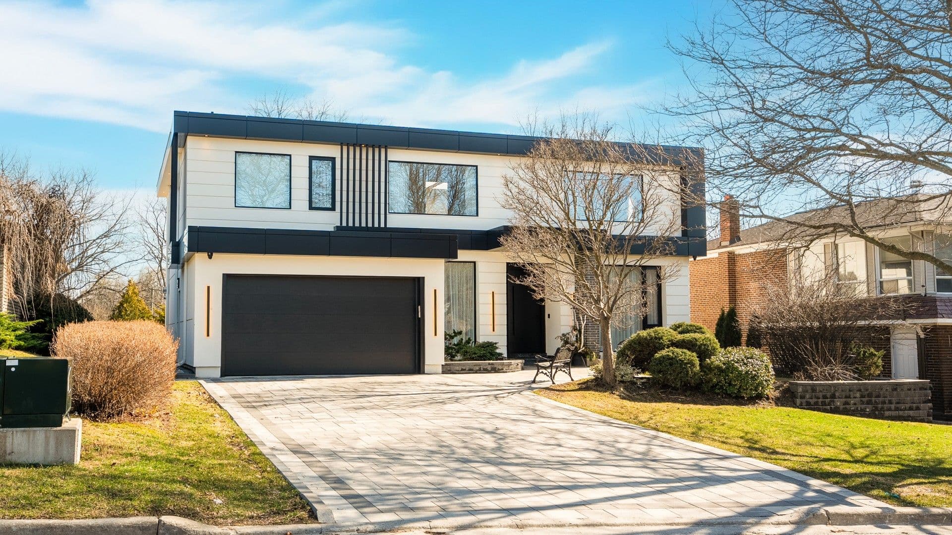 33 Thorny Brae Drive, Markham, ON L3T 3G5
