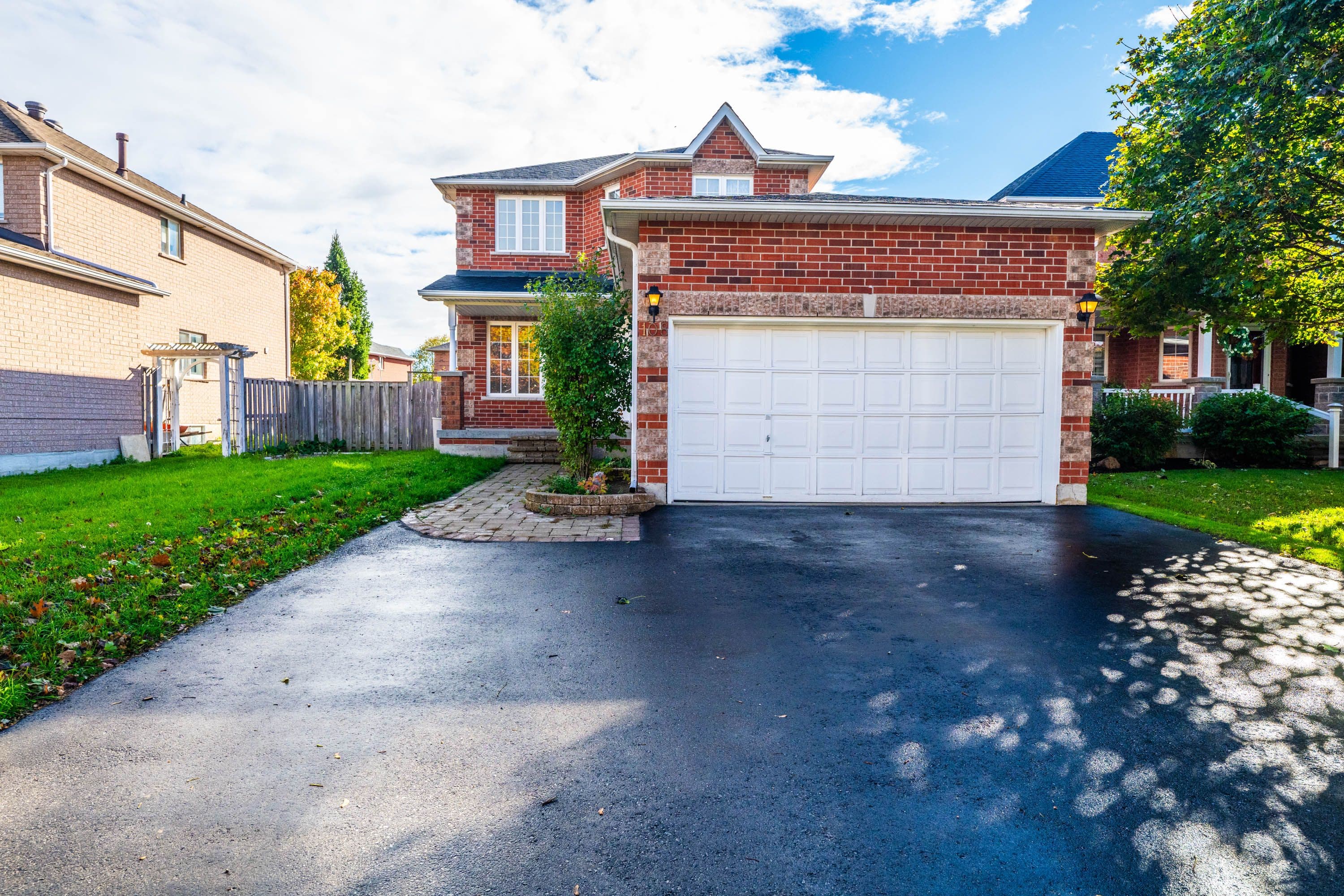 108 Kingsridge Road, Barrie, ON L4N 8K5