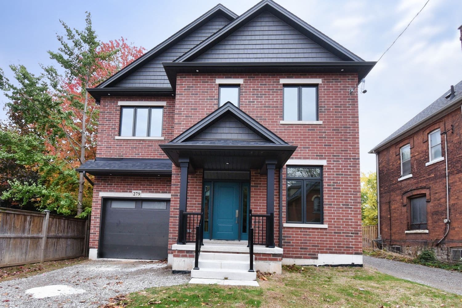 279 Hess Street S, Hamilton, ON L8P 3P6