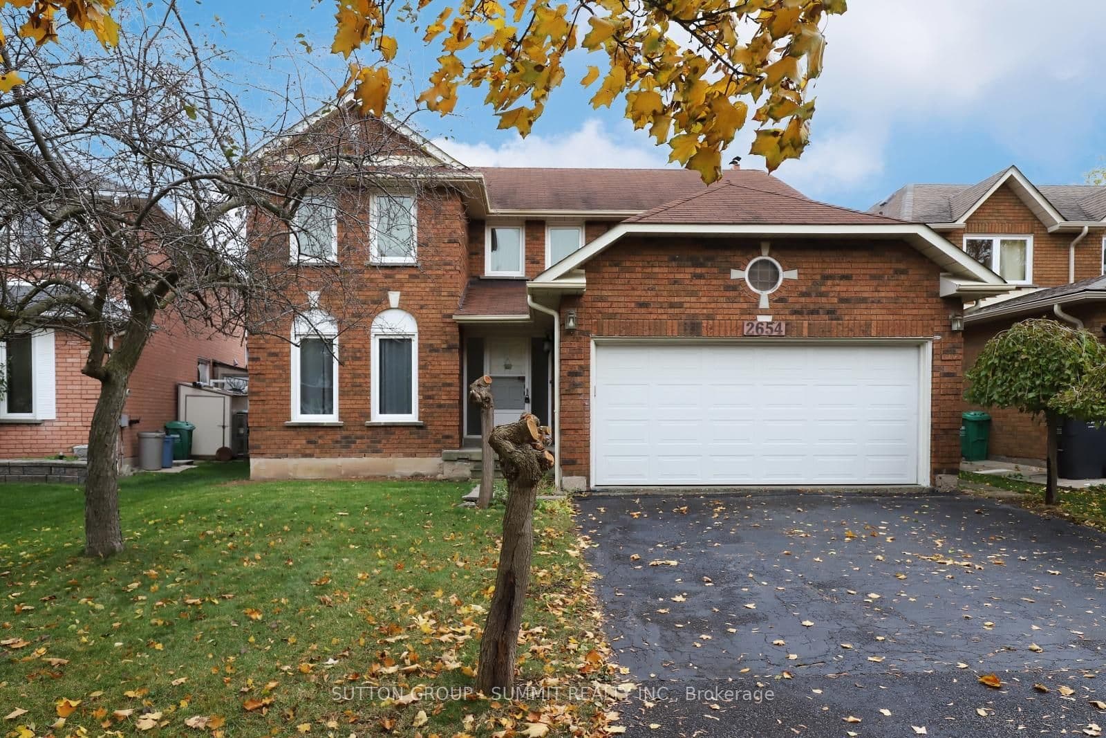 2654 Ambercroft Trail, Mississauga, ON L5M 4K1