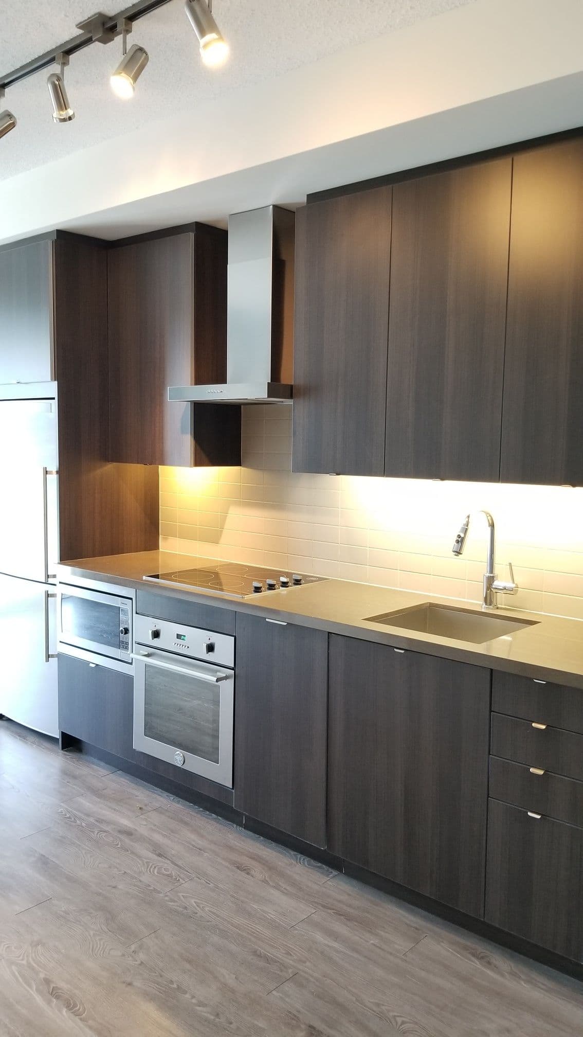 300 Front Street 1301, Toronto C01, ON M5V 0E9