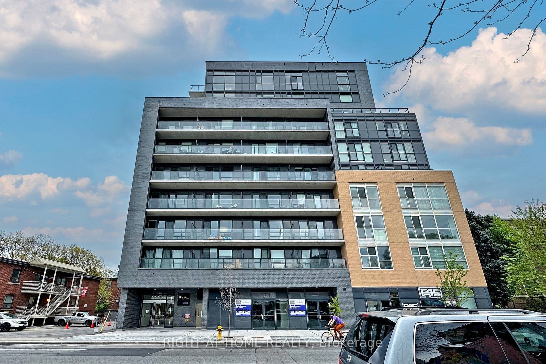 2369 Danforth Avenue 911, Toronto E02, ON M4C 0B1