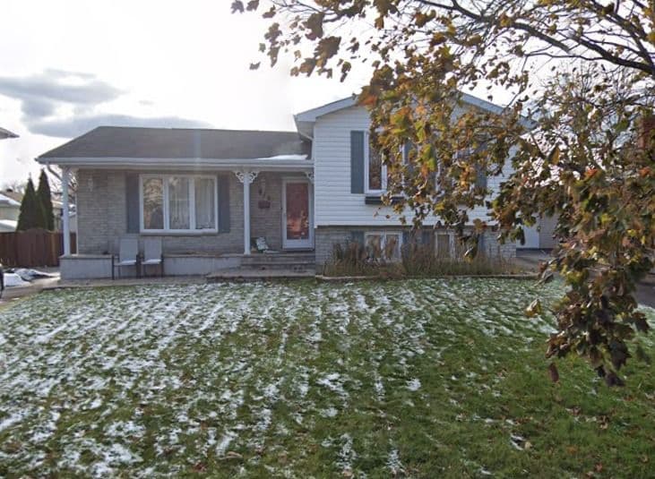 810 Chelsea Crescent, Cornwall, ON K6H 6Y4