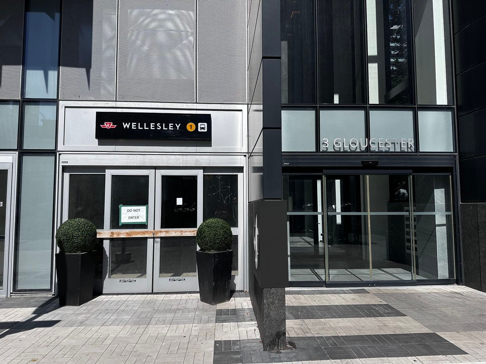 3 Gloucester Street 4004, Toronto C08, ON M4Y 0C6