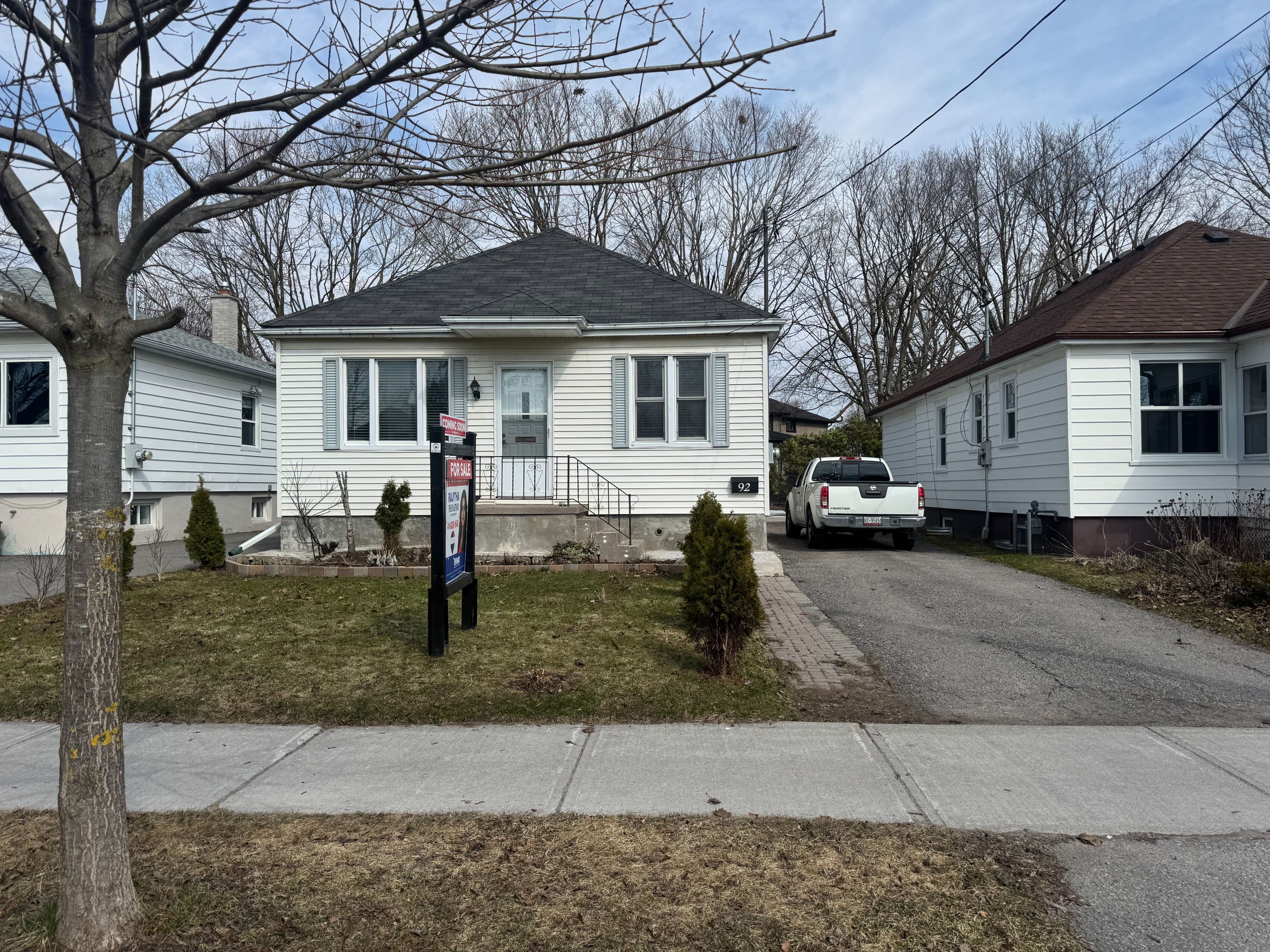 92 Ware Street, Peterborough, ON K9J 2B7