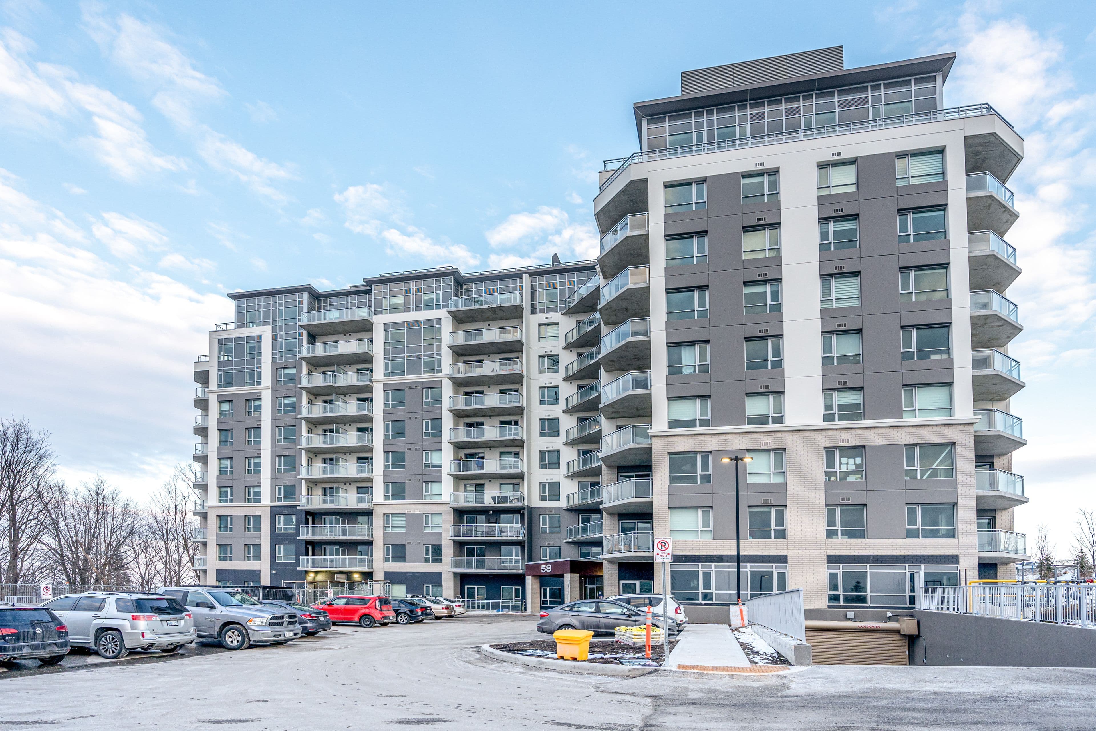 58 Lakeside Terrace 106, Barrie, ON L4M 0L5