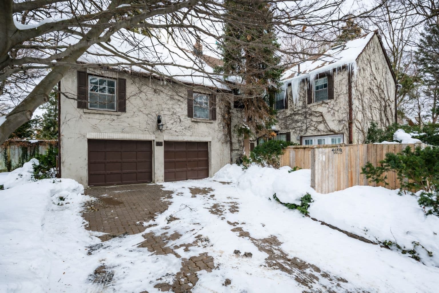 50 Buckingham Avenue, Toronto C04, ON M4N 1R2