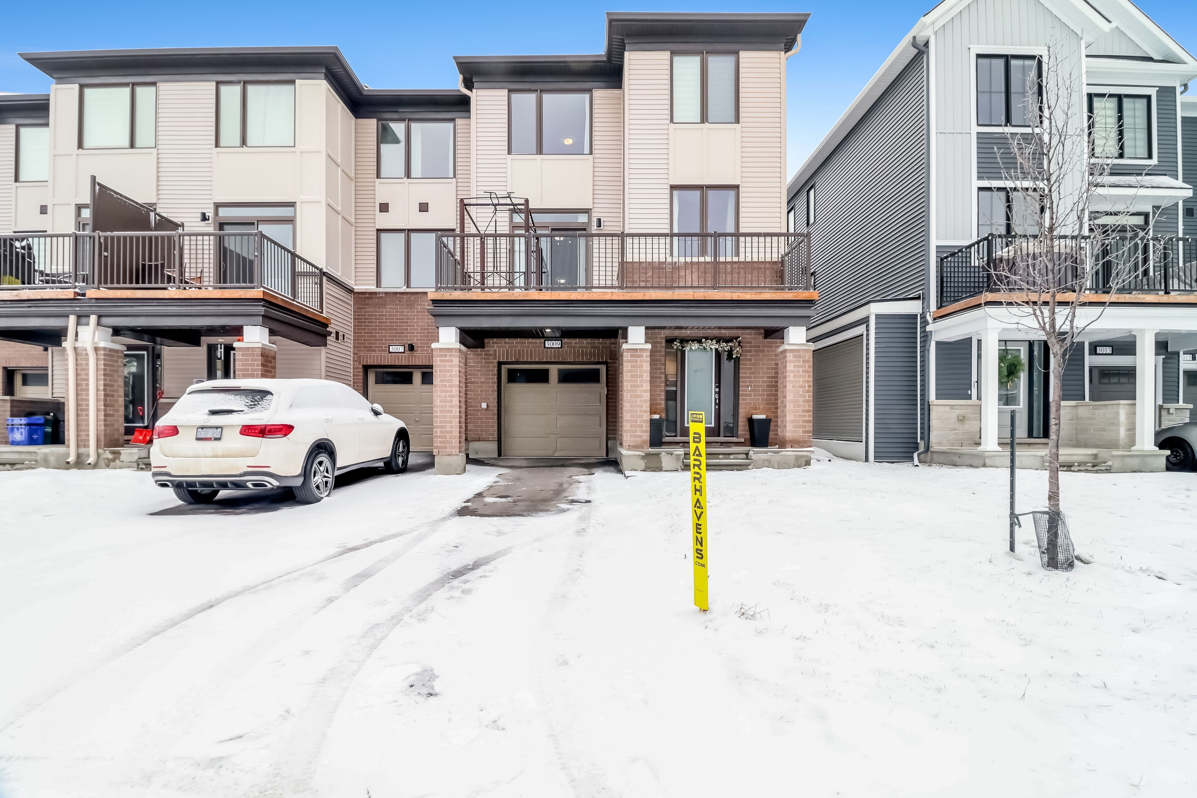 3009 Rhyolite Way, Barrhaven, ON K2J 7J4
