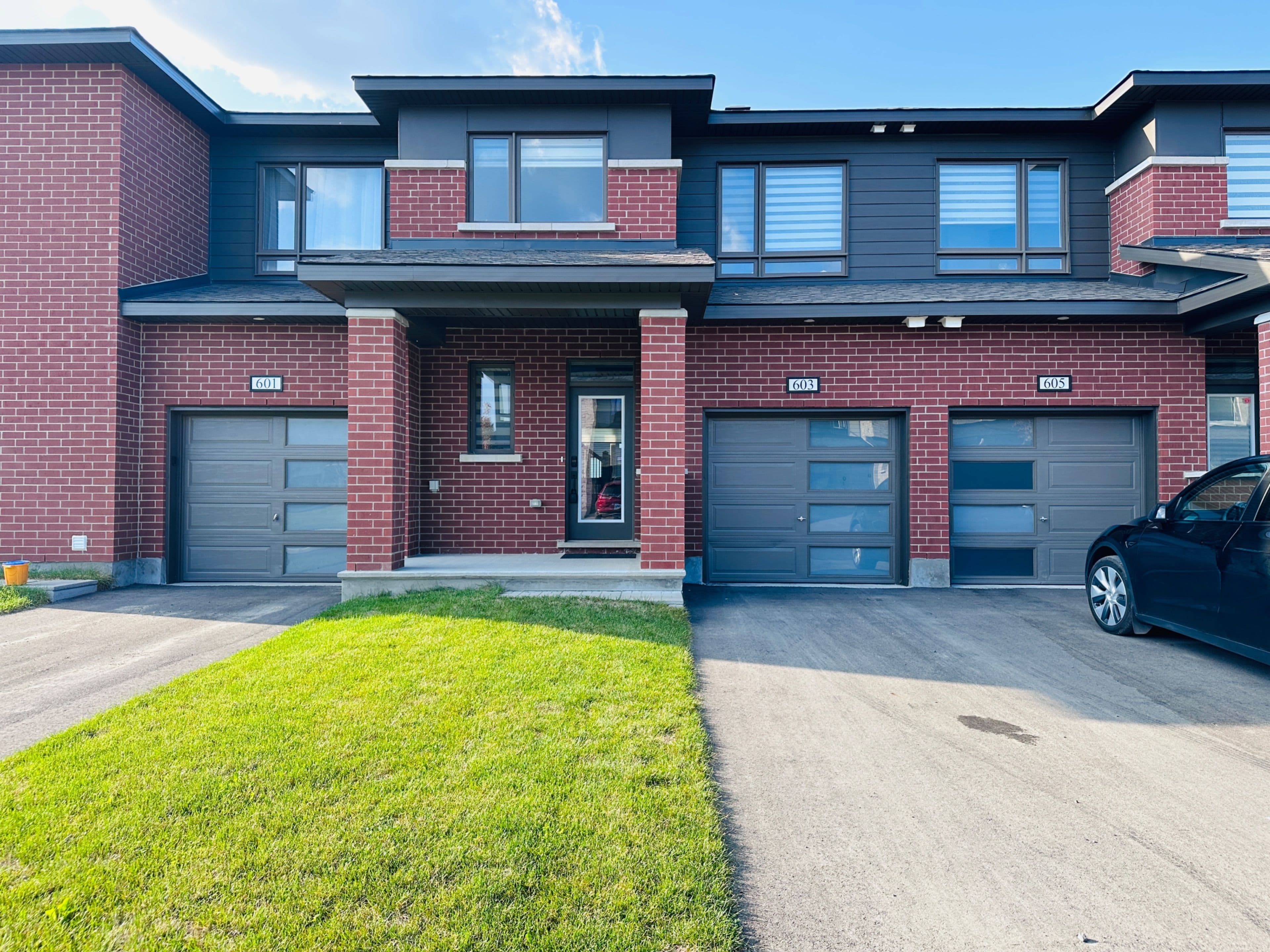 603 FENWICK Way, Barrhaven, ON K2J 7E5