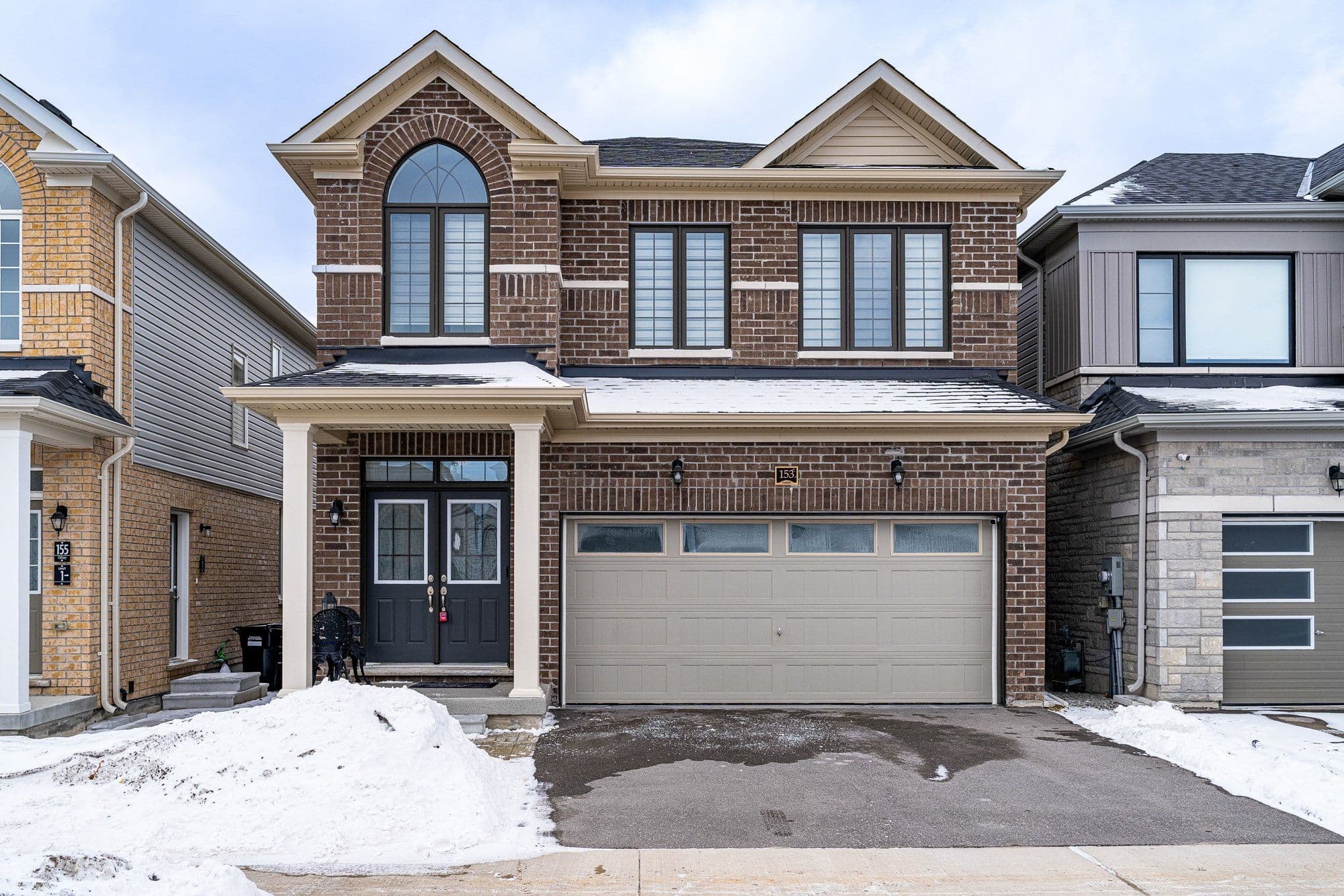 153 Terry Fox Drive, Barrie, ON L9S 2Z8