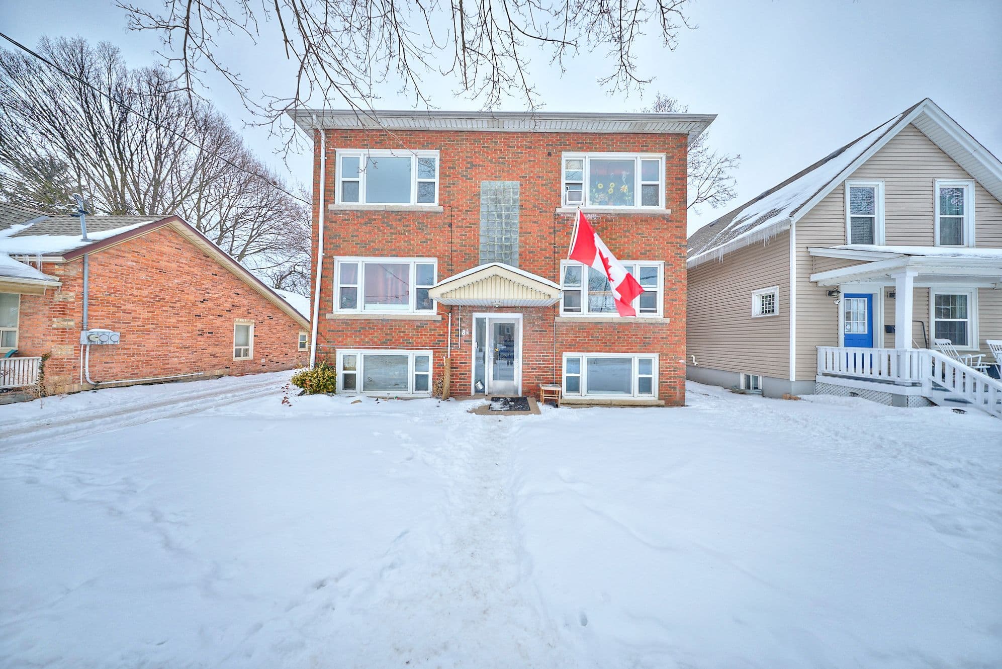 81 Maple Street 5, St. Catharines, ON L2R 2B1