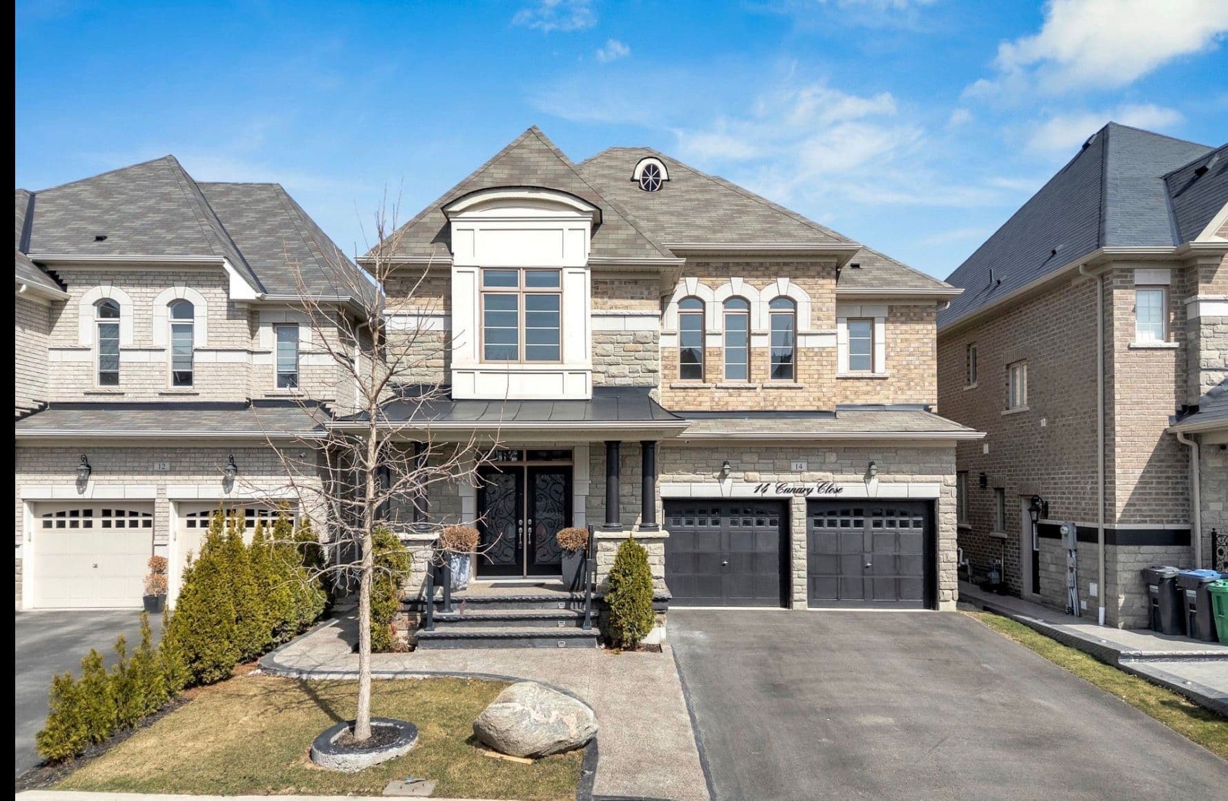 14 Canary Close, Brampton, ON L6X 3A9