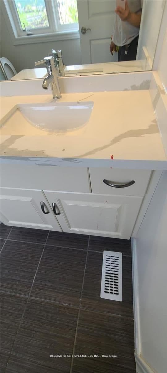 8 Lakelawn Road 62, Grimsby, ON L3M 0G1