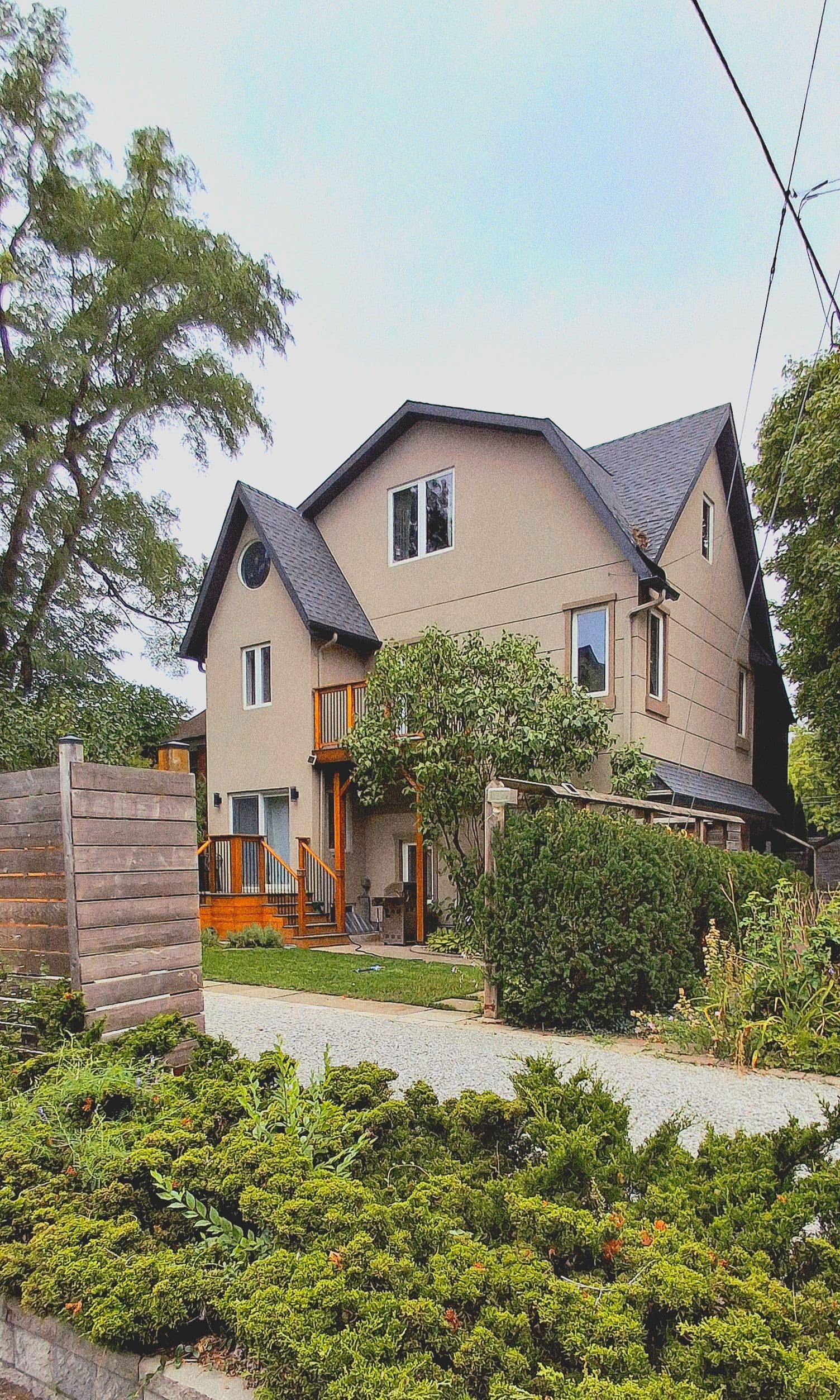 107 Otter Crescent, Toronto C04, ON M5N 2W9