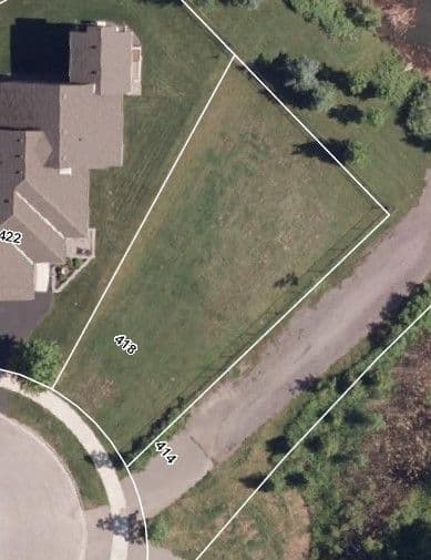 418 Raymond Street, Peterborough, ON K9H 0G9