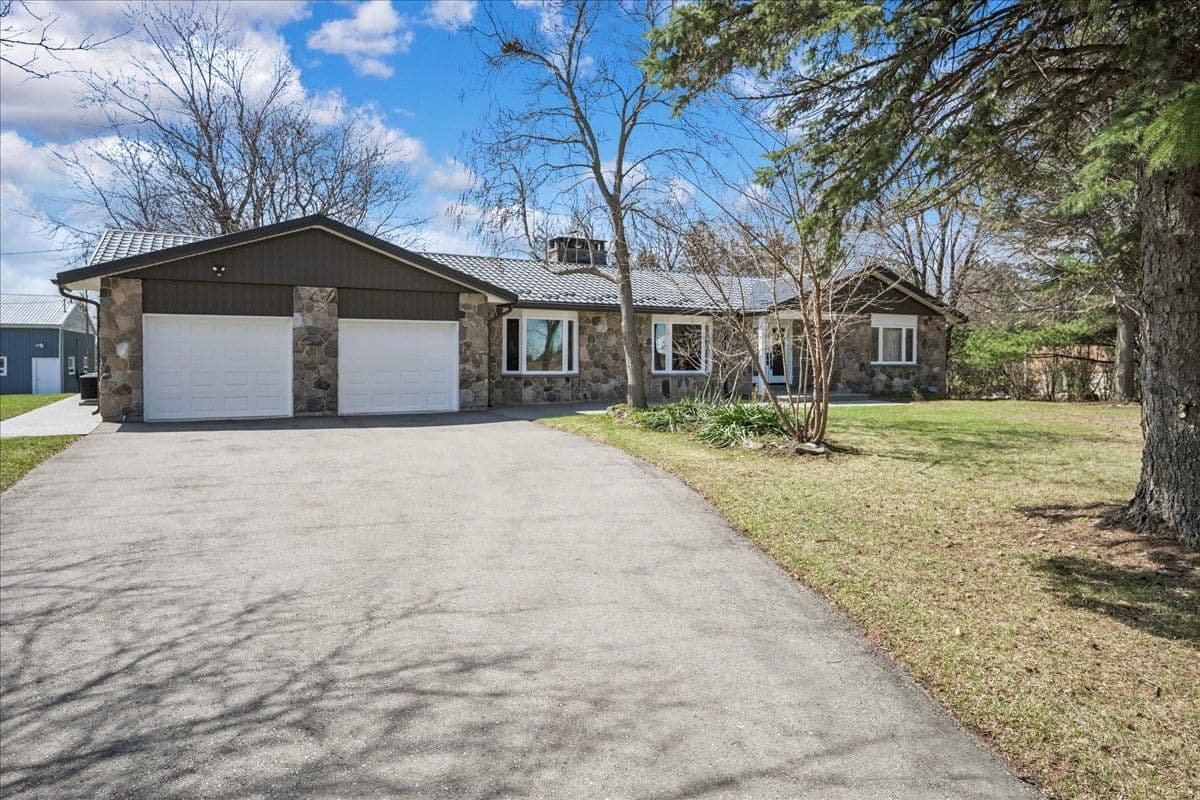 8438 Ninth Line, Halton Hills, ON L0P 1K0