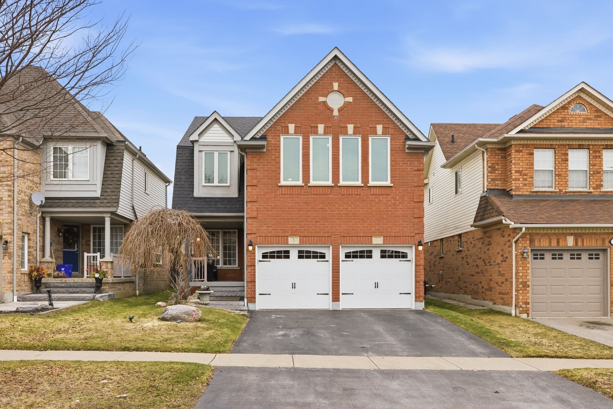 5 Telegraph Drive, Whitby, ON L1P 1S2