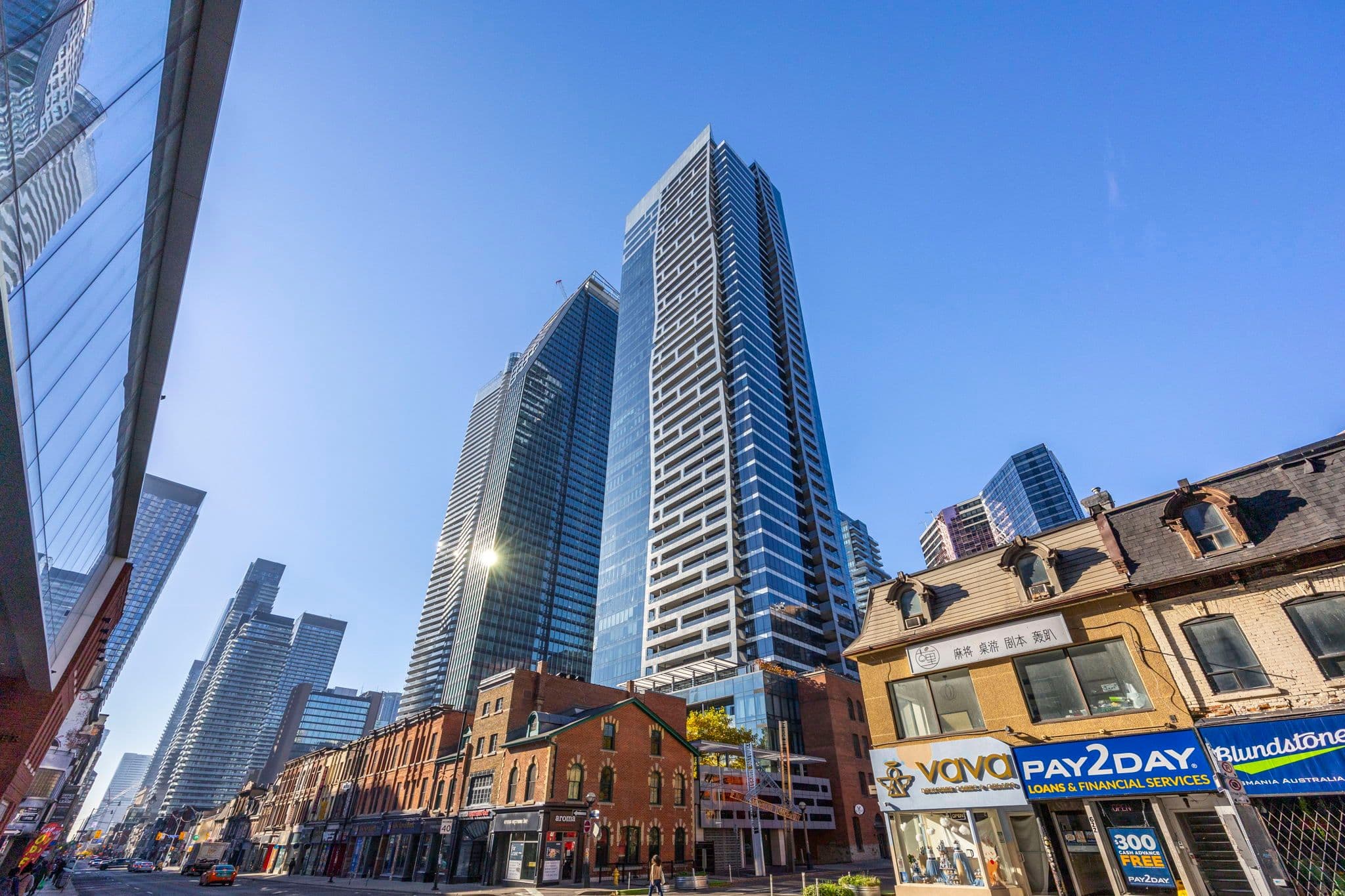5 St. Joseph Street 3403, Toronto C01, ON M4Y 1J6
