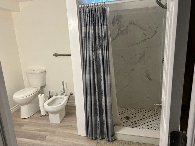 32 Attridge Drive Basement, Aurora, ON L4G 6J3