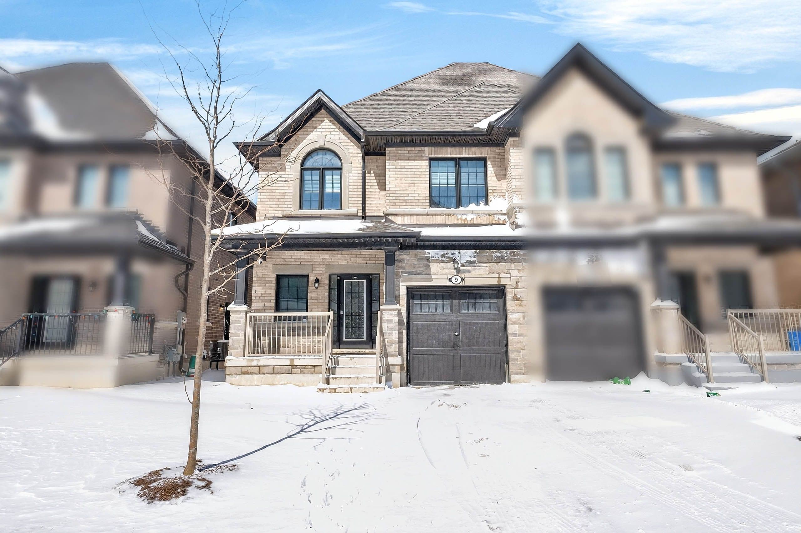 9 Alan Williams Trail, Uxbridge, ON L9P 0R5