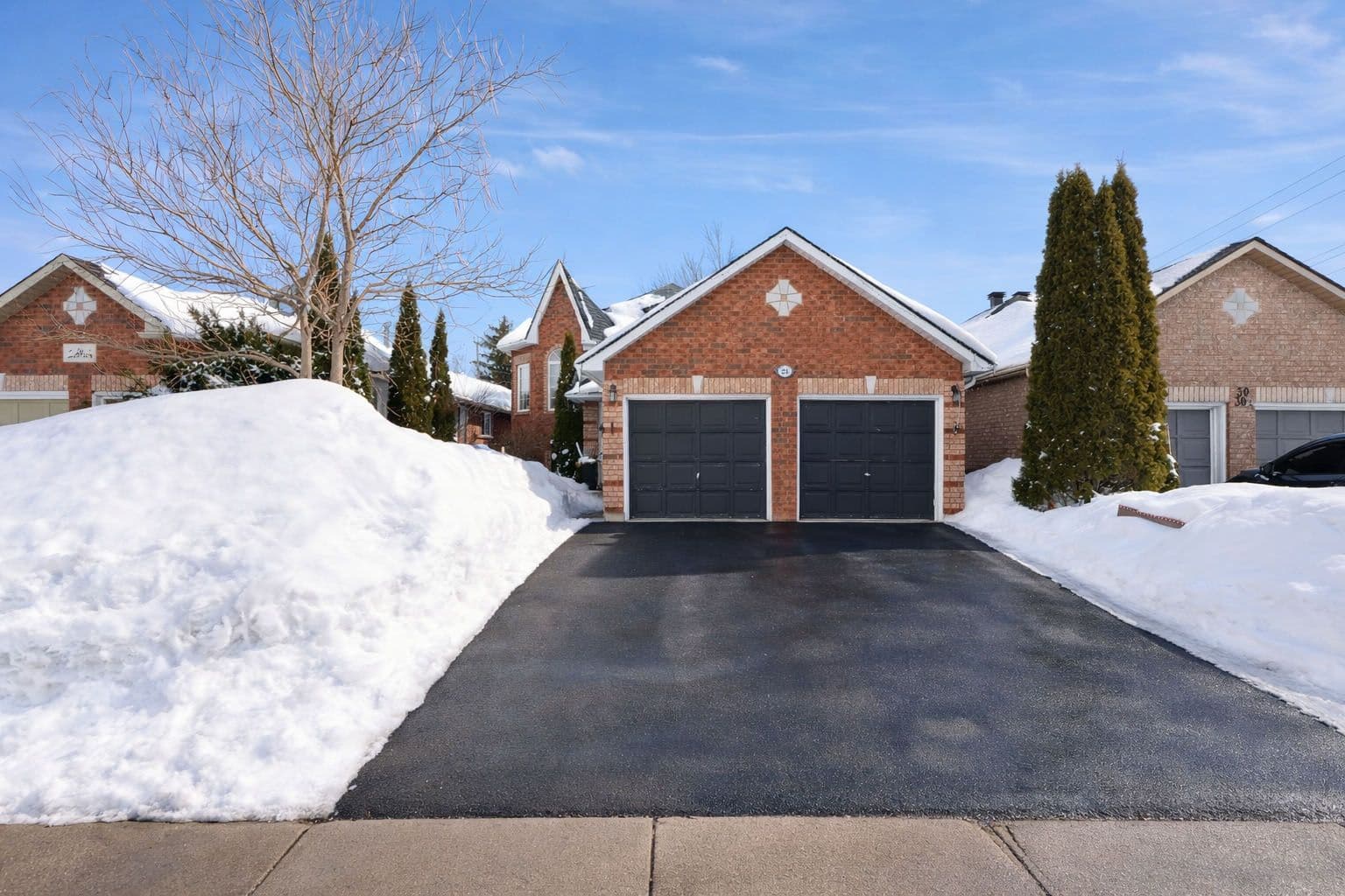 28 Hewitt Place, Barrie, ON L4M 7B3