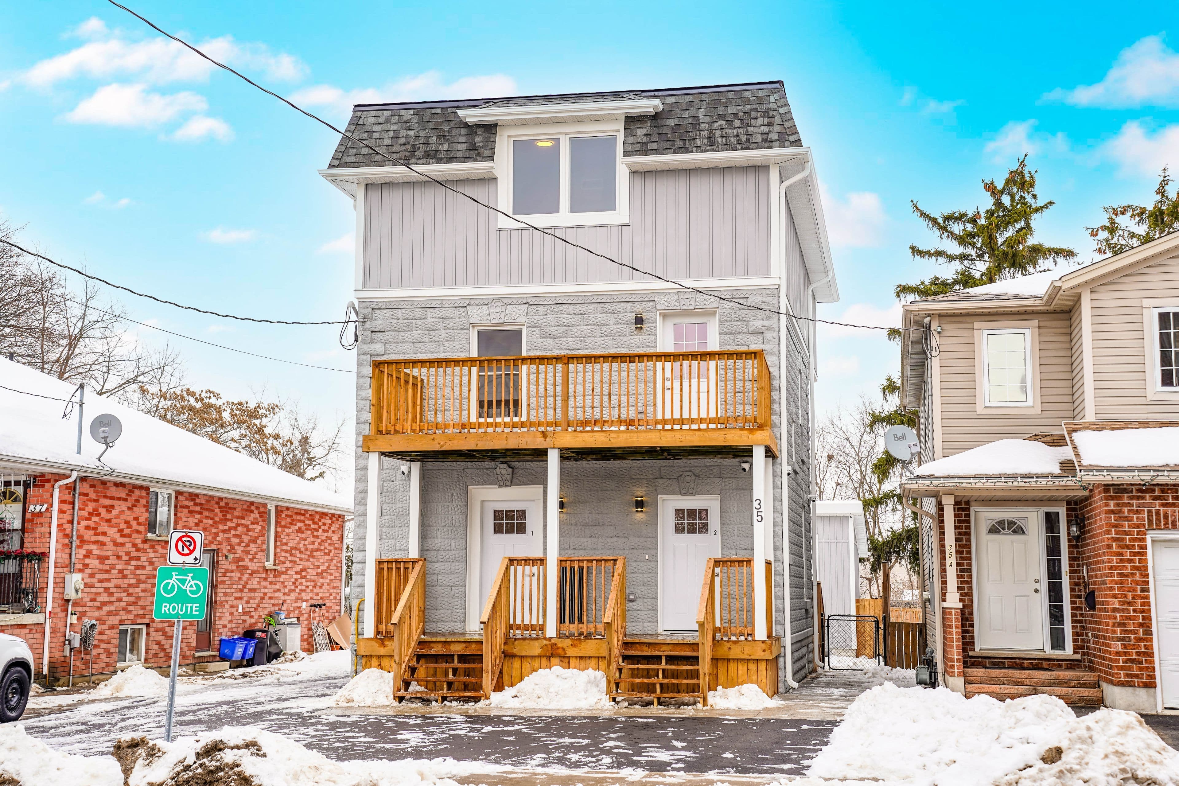 35 St George Street 1, Brantford, ON N3R 1V2