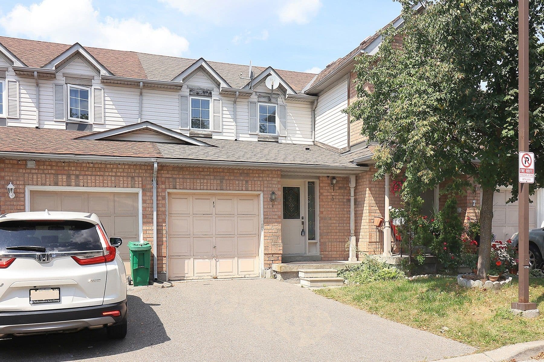 35 MALTA Avenue 5, Brampton, ON L6Y 5B4