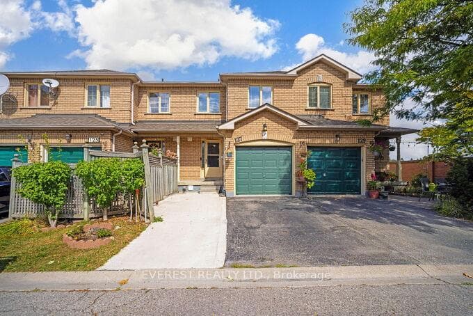 2 Sir Lou Drive 127, Brampton, ON L6Y 5A8