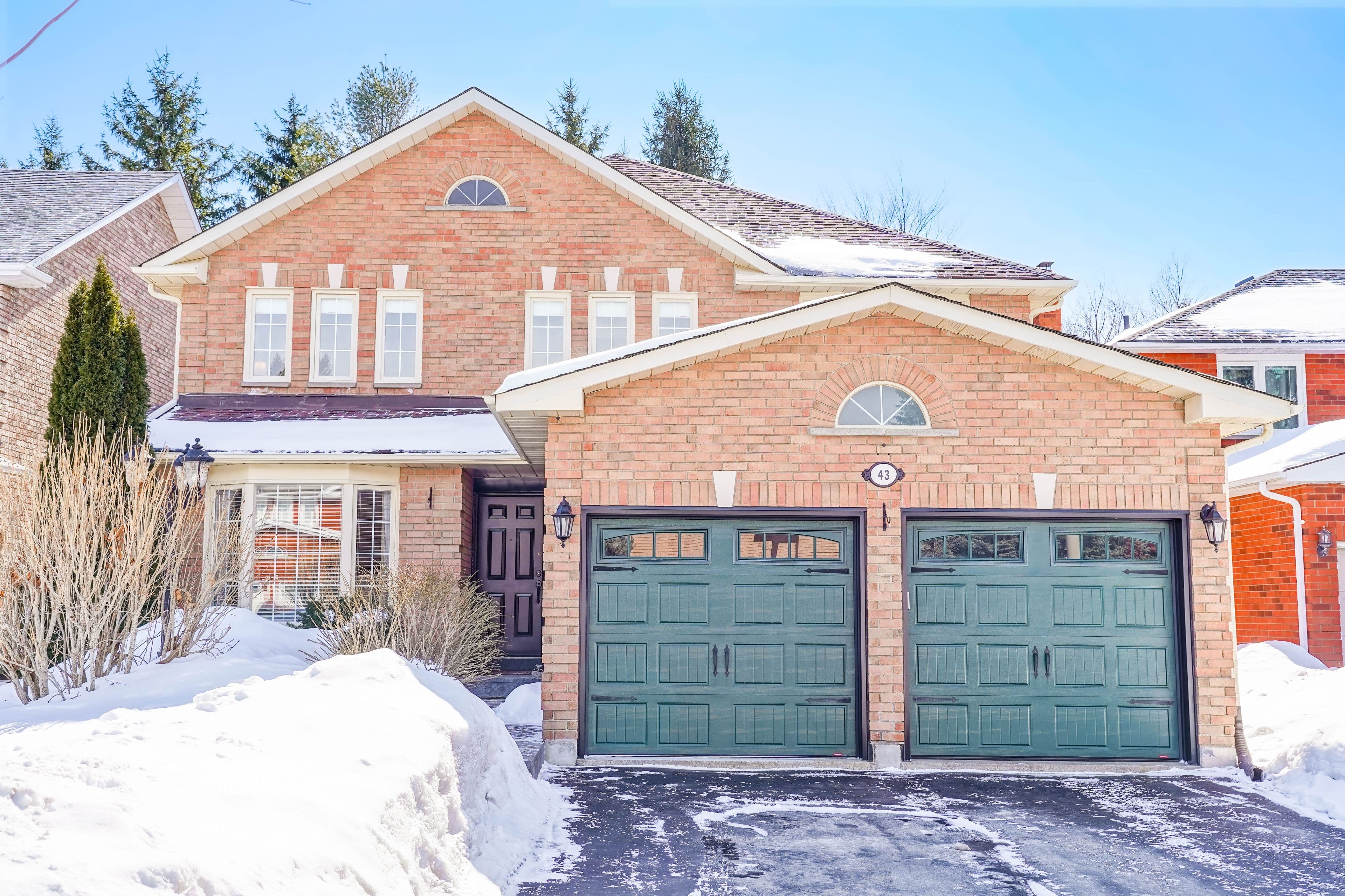 43 Summitcrest Drive, Richmond Hill, ON L4S 1A7