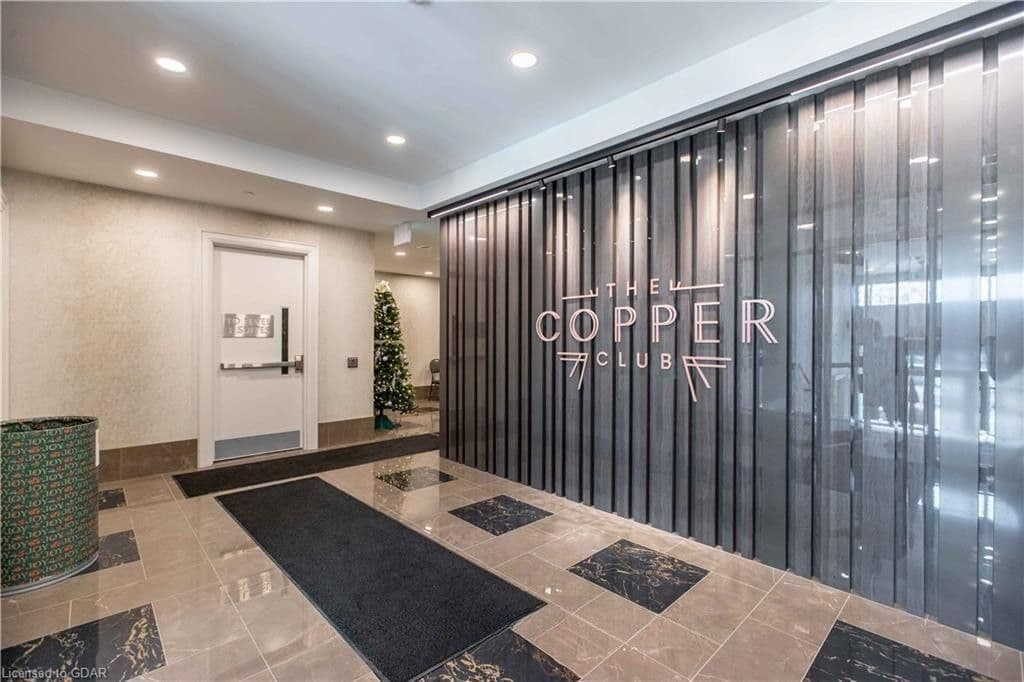 73 Arthur Street S 414, Guelph, ON N1E 0S6