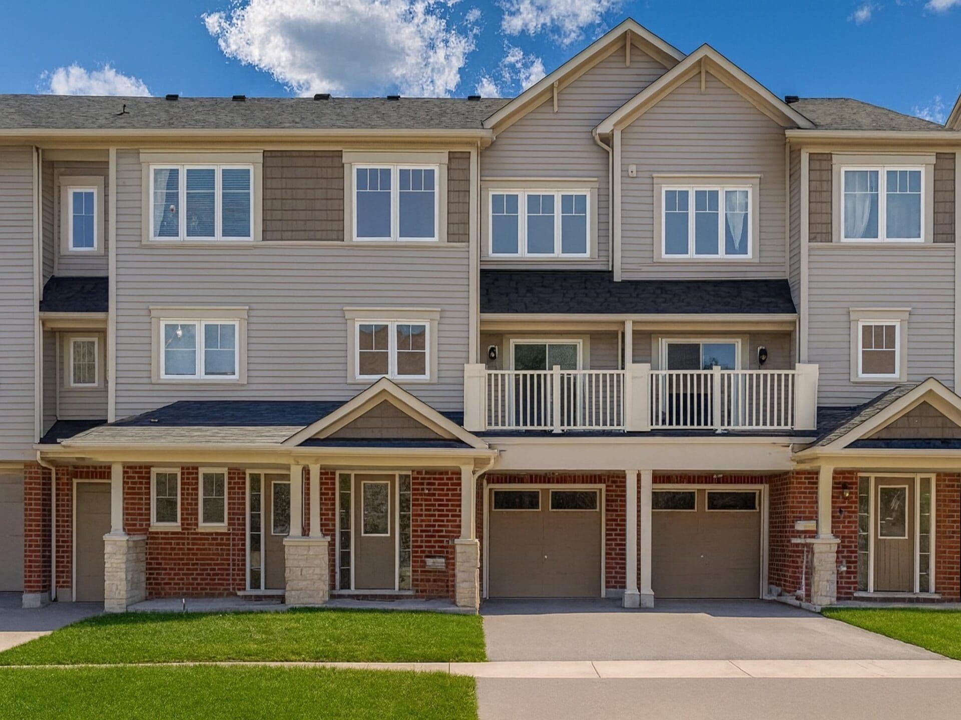 71 Tabaret Crescent, Oshawa, ON L1L 0G5