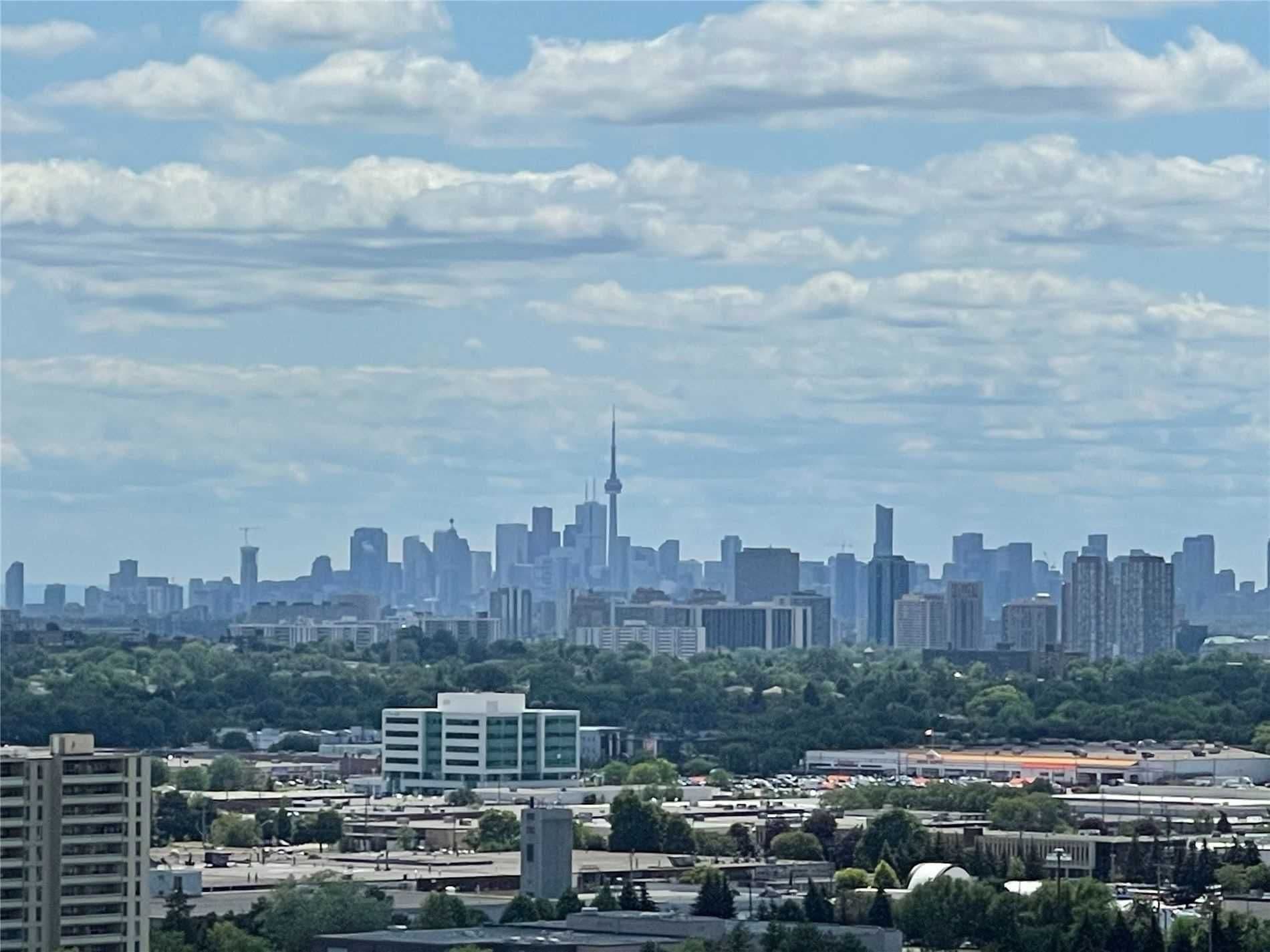 275 Village Green Square 2722, Toronto E07, ON M1S 0L8