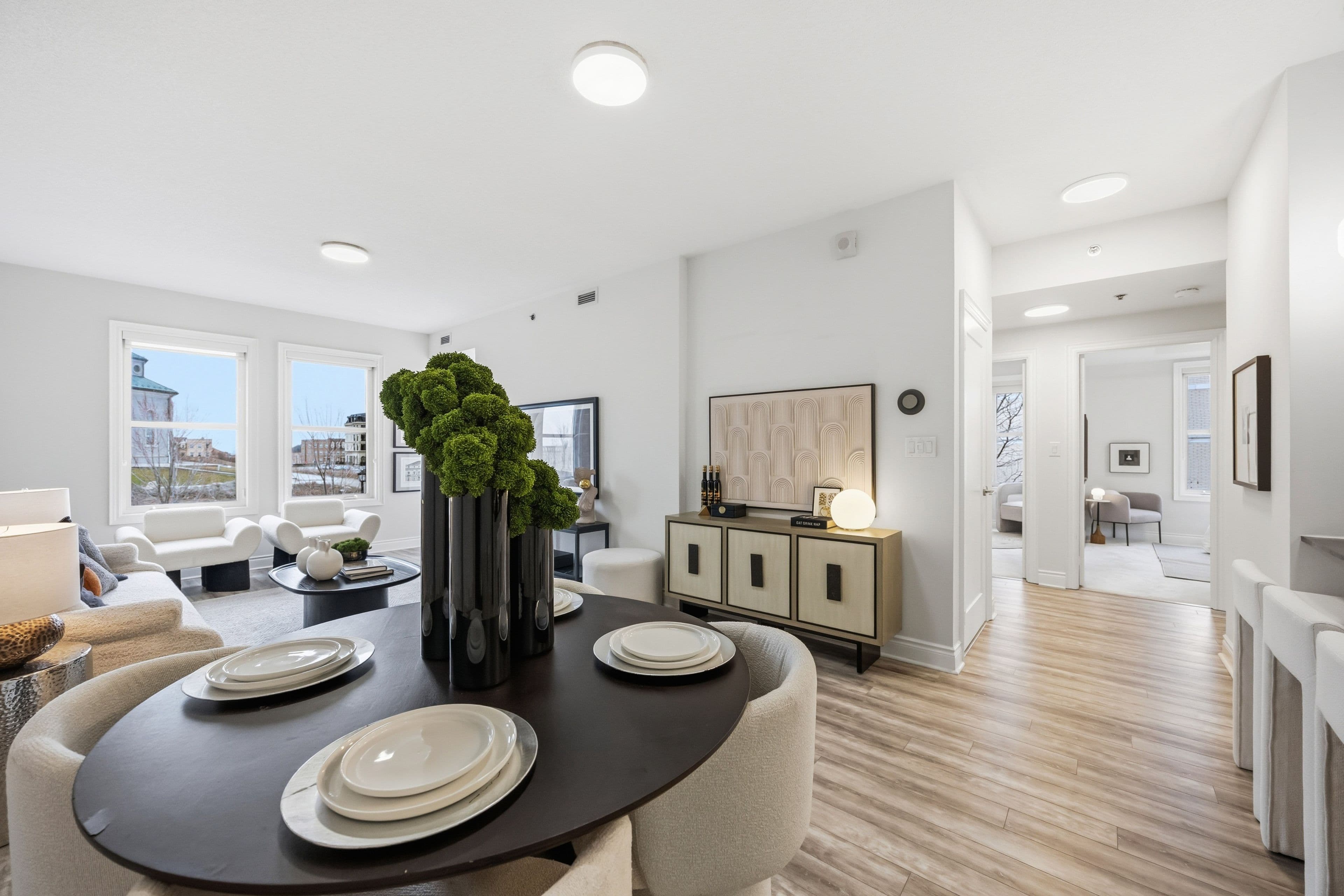 28 Prince Regent Street 211, Markham, ON L6C 0V5