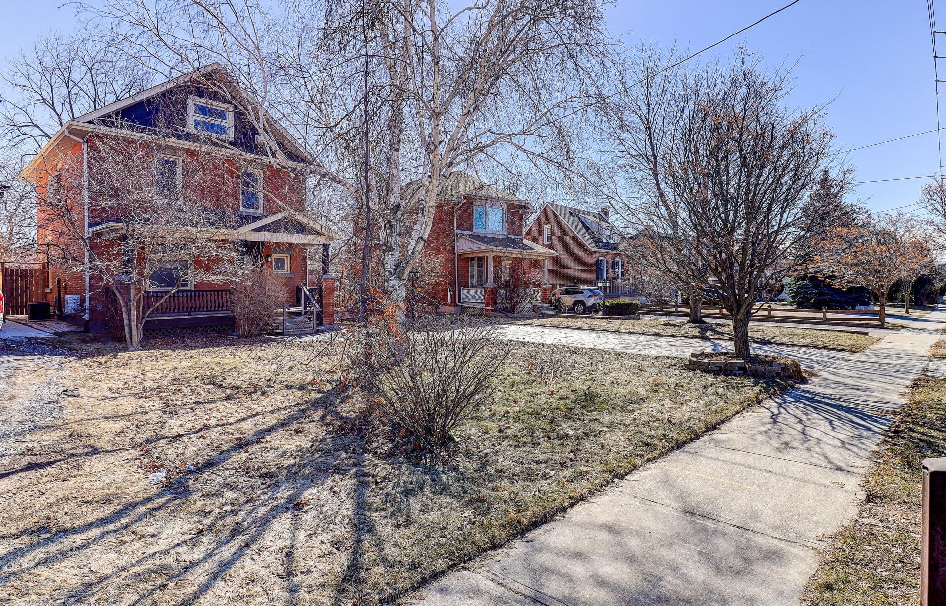 8243 Kipling Avenue, Vaughan, ON L4L 2A5
